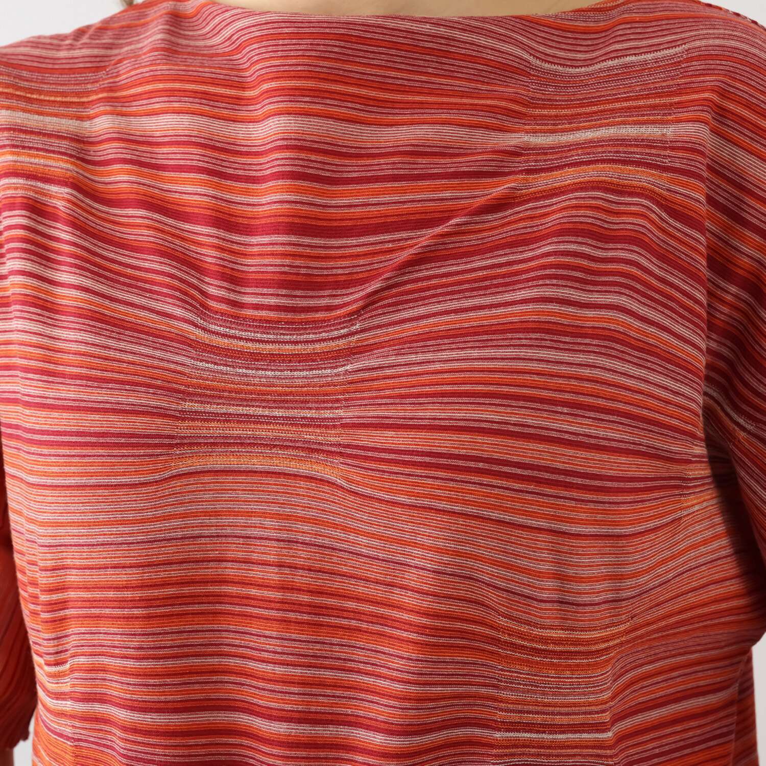 プレセントーア ＵＶカット・静電気防止 日本製　無縫製ジャージー 軽くて動きやすい 表情豊かなテキスタイルの 五分袖ワンピース