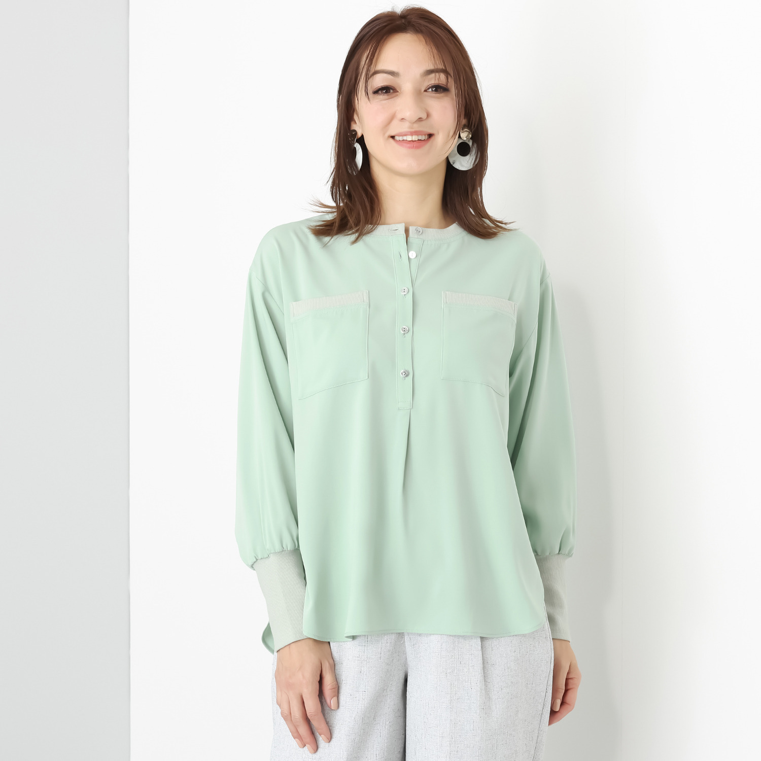 エムズ　スタイル ストレッチデシン 異素材切替 ヘンリーネック プルオーバー