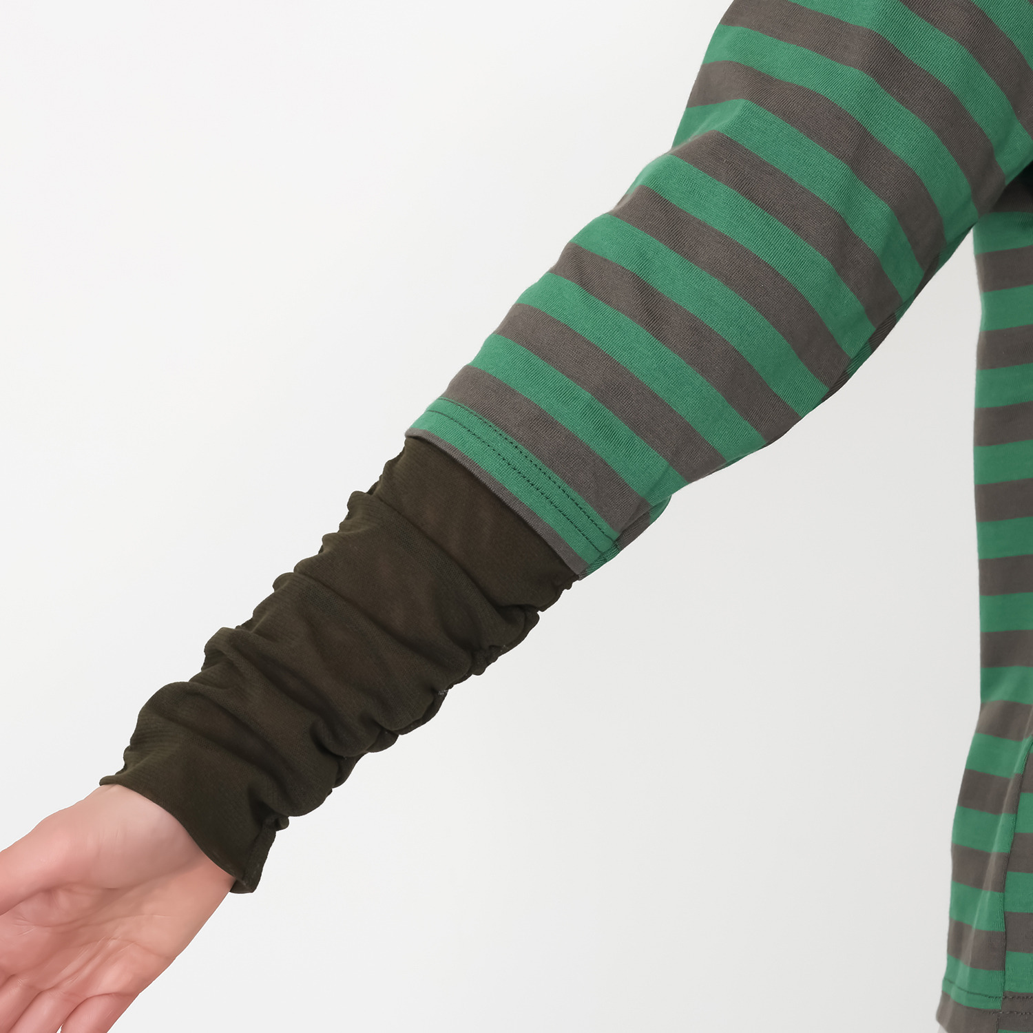 エムズ　スタイル 配色ボーダー シャーリングチュール切替 デザインプルオーバー