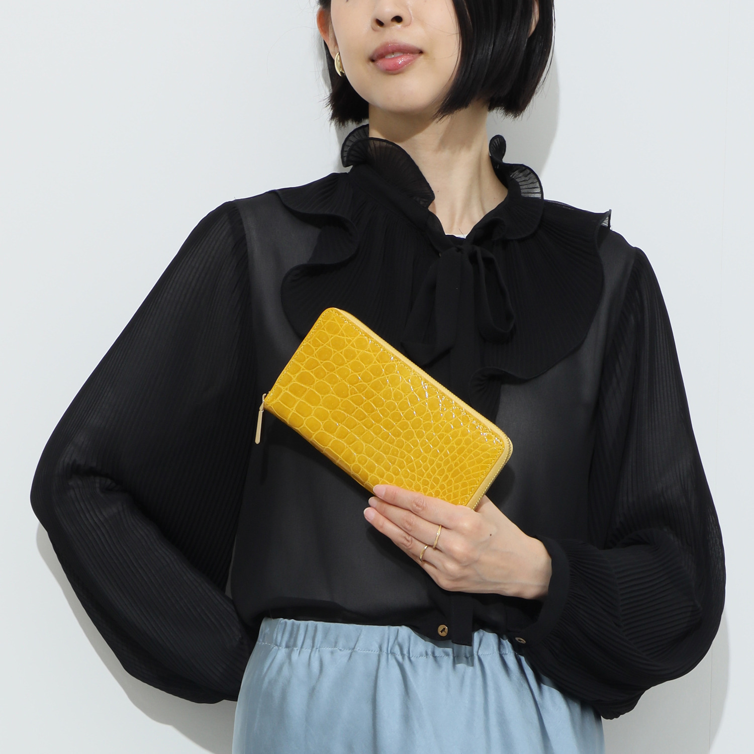 アルムコ シャイニングクロコダイル ラウンドファスナー 長財布