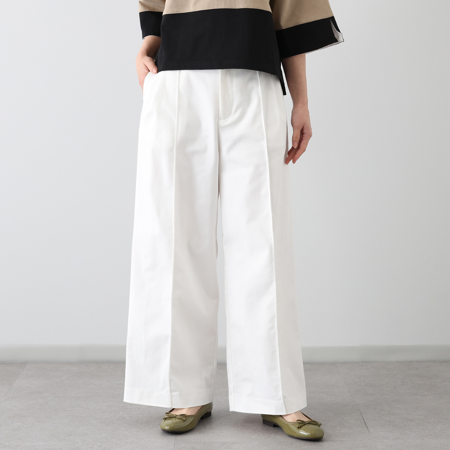 イロプライム センタープレス シークレットゴム コットンパンツ