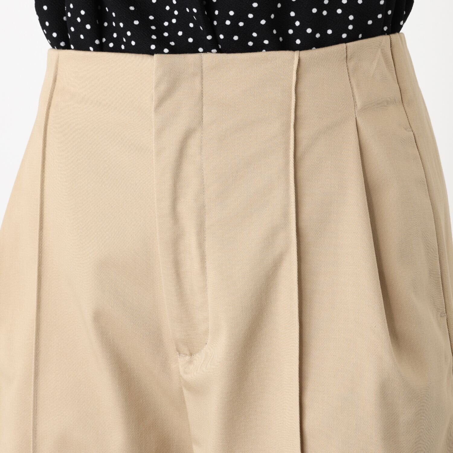 イロプライム センタープレス シークレットゴム コットンパンツ