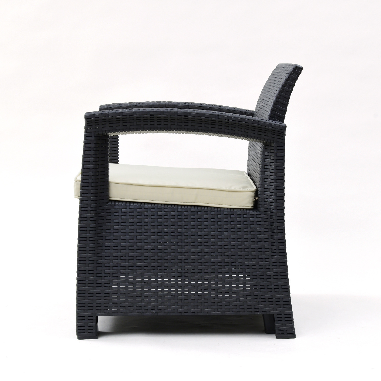 お庭が ガーデンリゾートに！ 簡単組み立てで、 快適な座り心地に こだわった ガーデンテーブル ３点セット　ウブドゥ