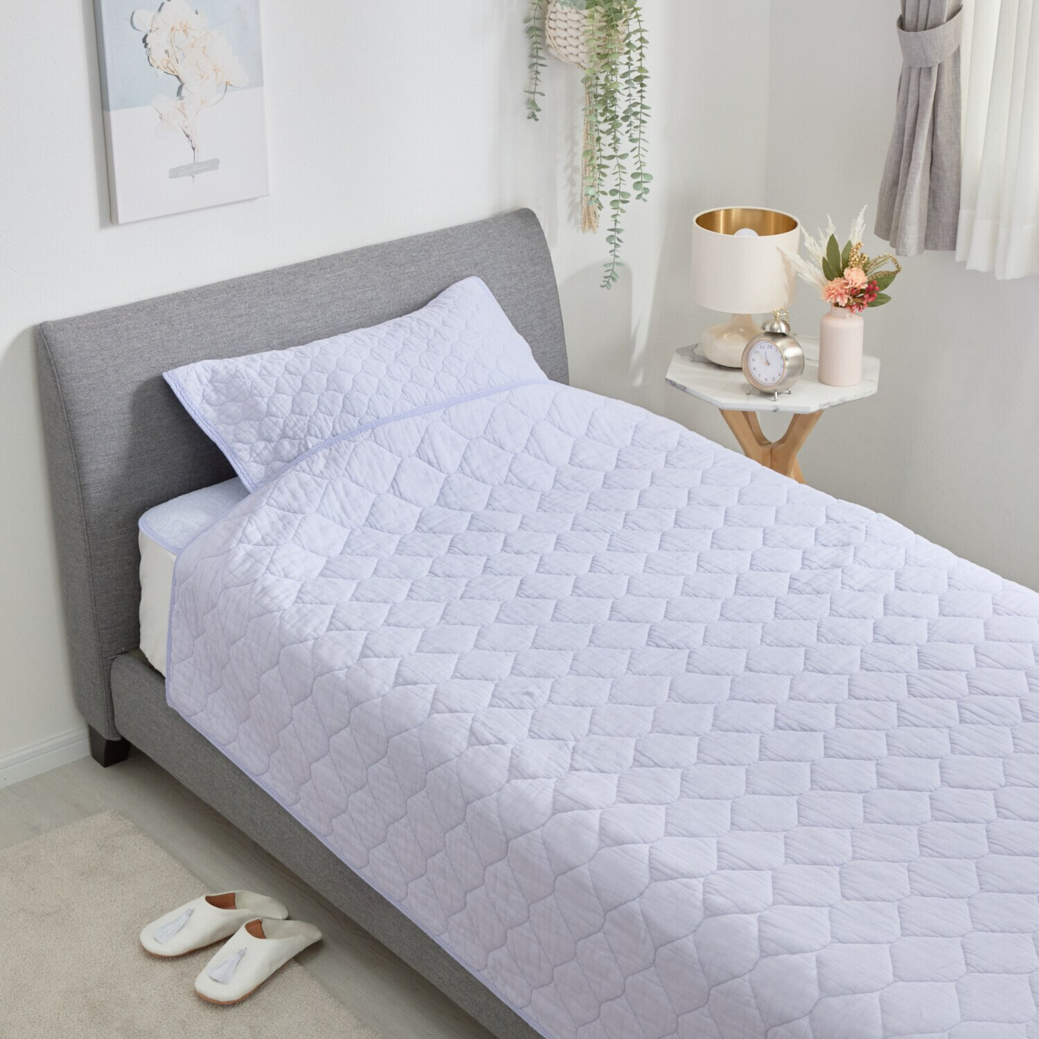 ｎｉｓｈｉｋａｗａ オールコットン 抗菌　リバーシブル やわらか水洗い キルトケット ＜ダブル＞