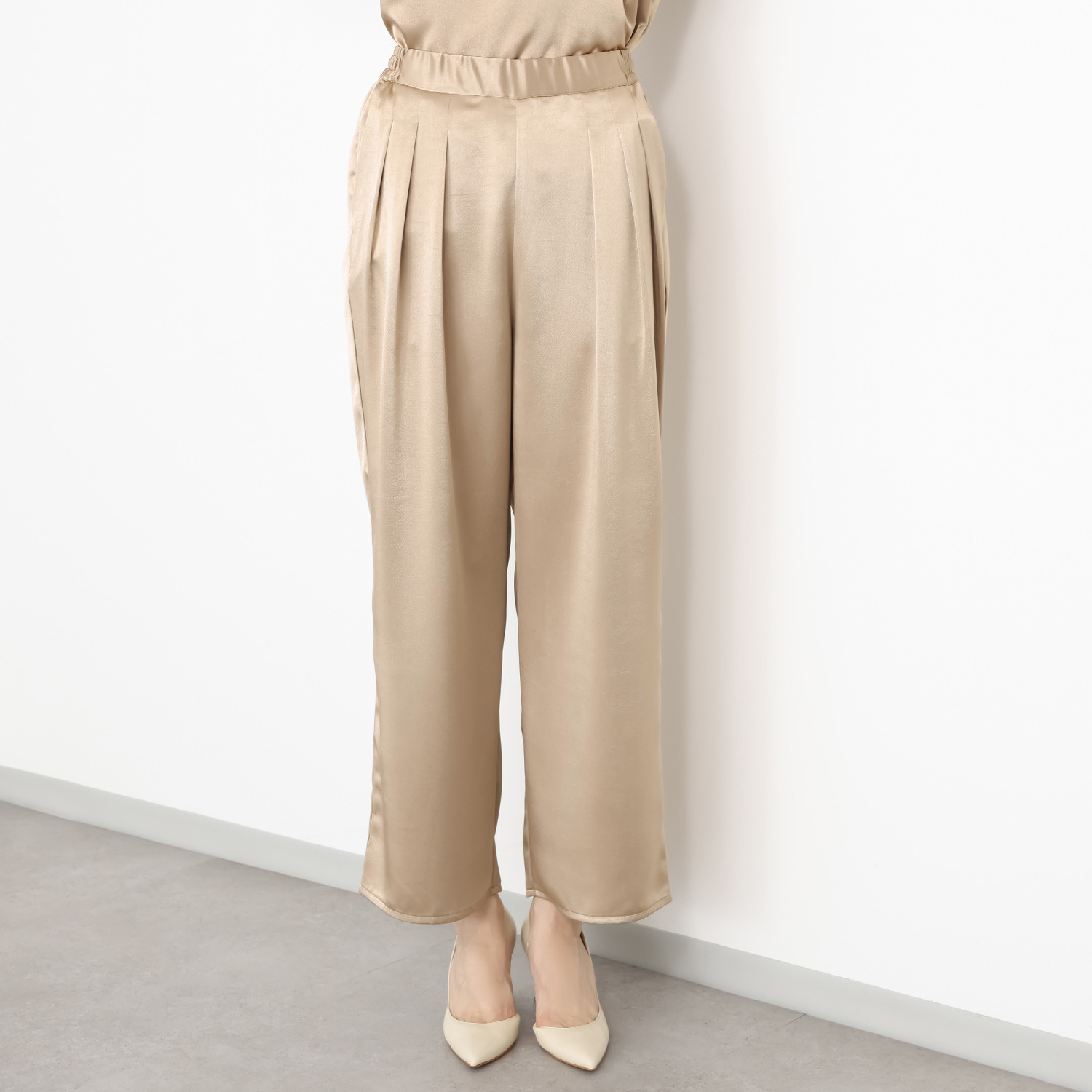 リミナル サテンタック ワイドパンツ