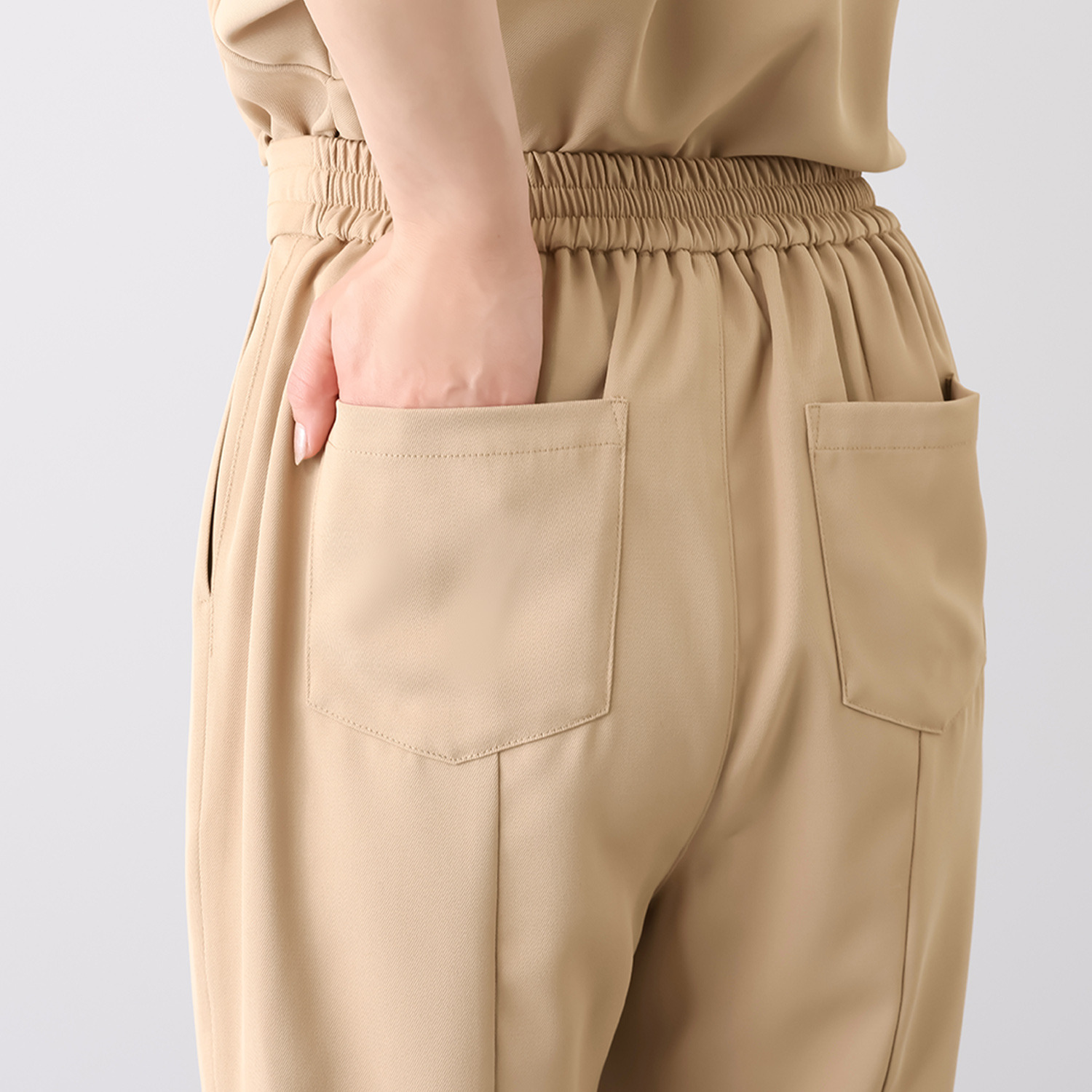 Ｓ３５７プラス 小柄さんのための 上品見え イージー テーパードパンツ