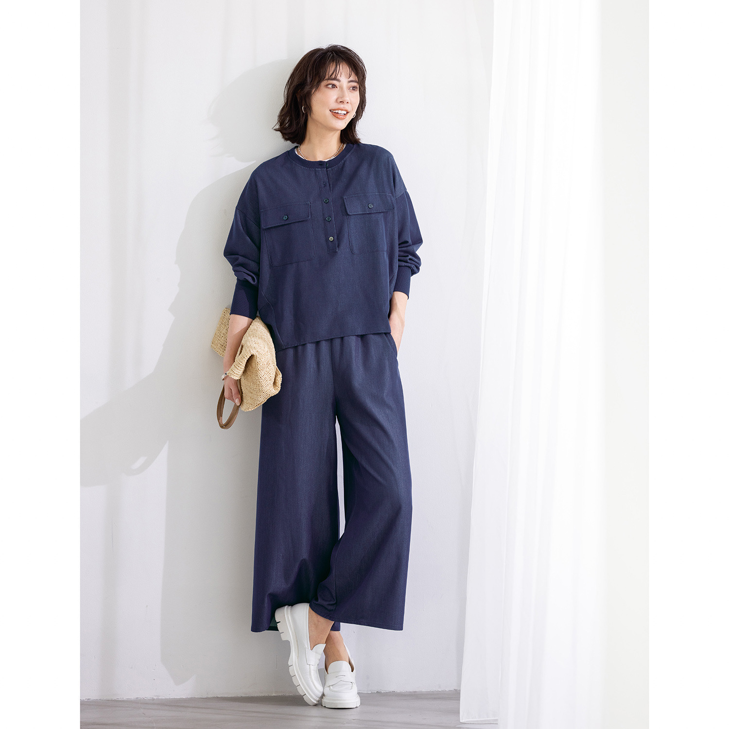 イシカワラボ★ヒトミ ストレッチツイル スキッパーデザイン プルオーバー