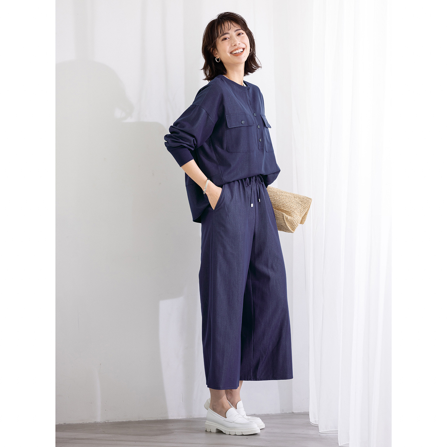 イシカワラボ★ヒトミ ストレッチツイル スキッパーデザイン プルオーバー