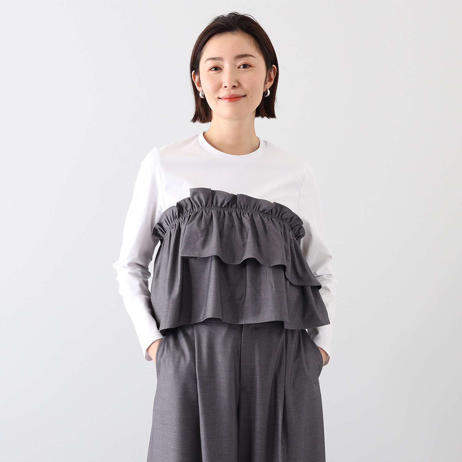 イシカワラボ★ヒトミ 薄地ポンチ ビスチェレイヤード風 デザインプルオーバー