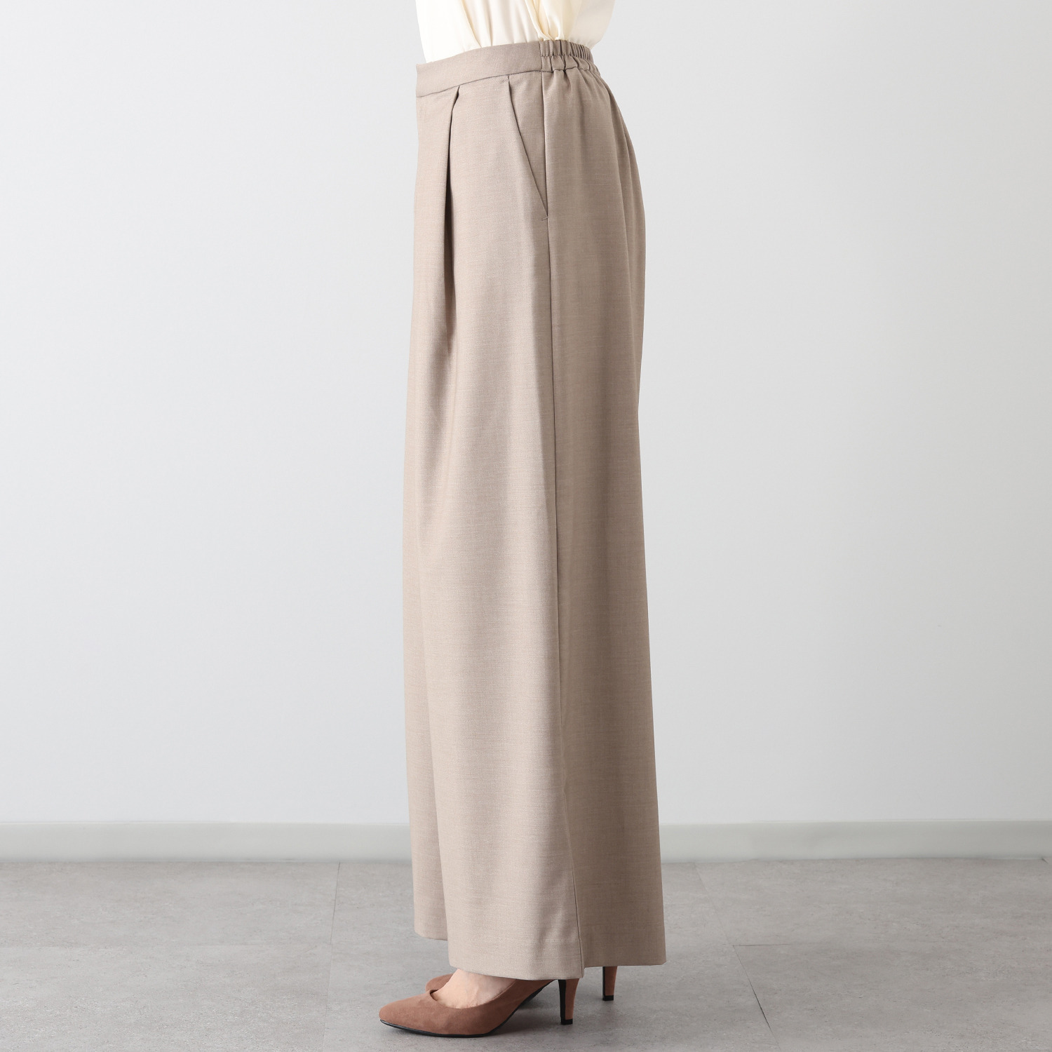 イシカワラボ★ヒトミ マイクロギャバストレッチ ワイドパンツ