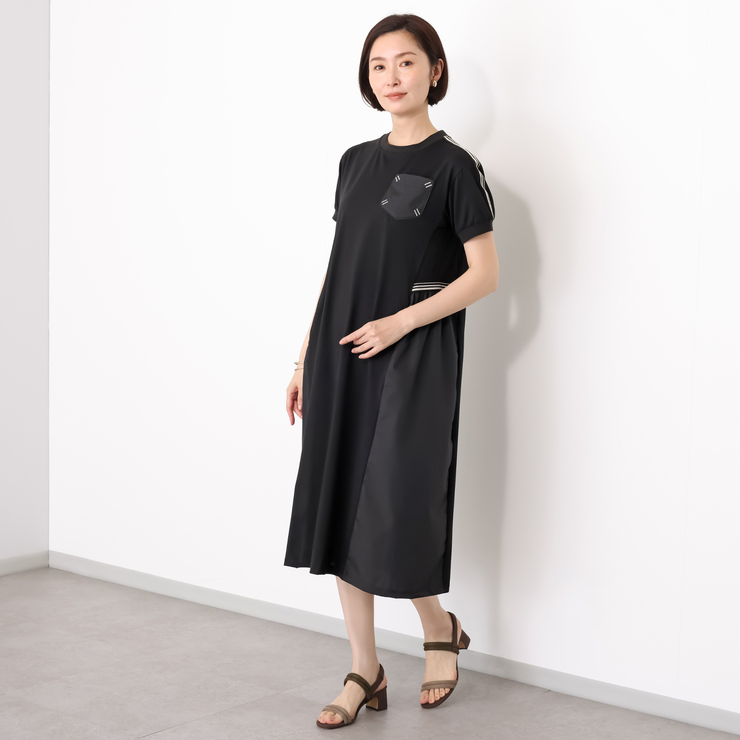 スタイル・ラヴィー 接触冷感 テープ＆ ポケットアクセント ガーリー＆スタイリッシュ ワンピース