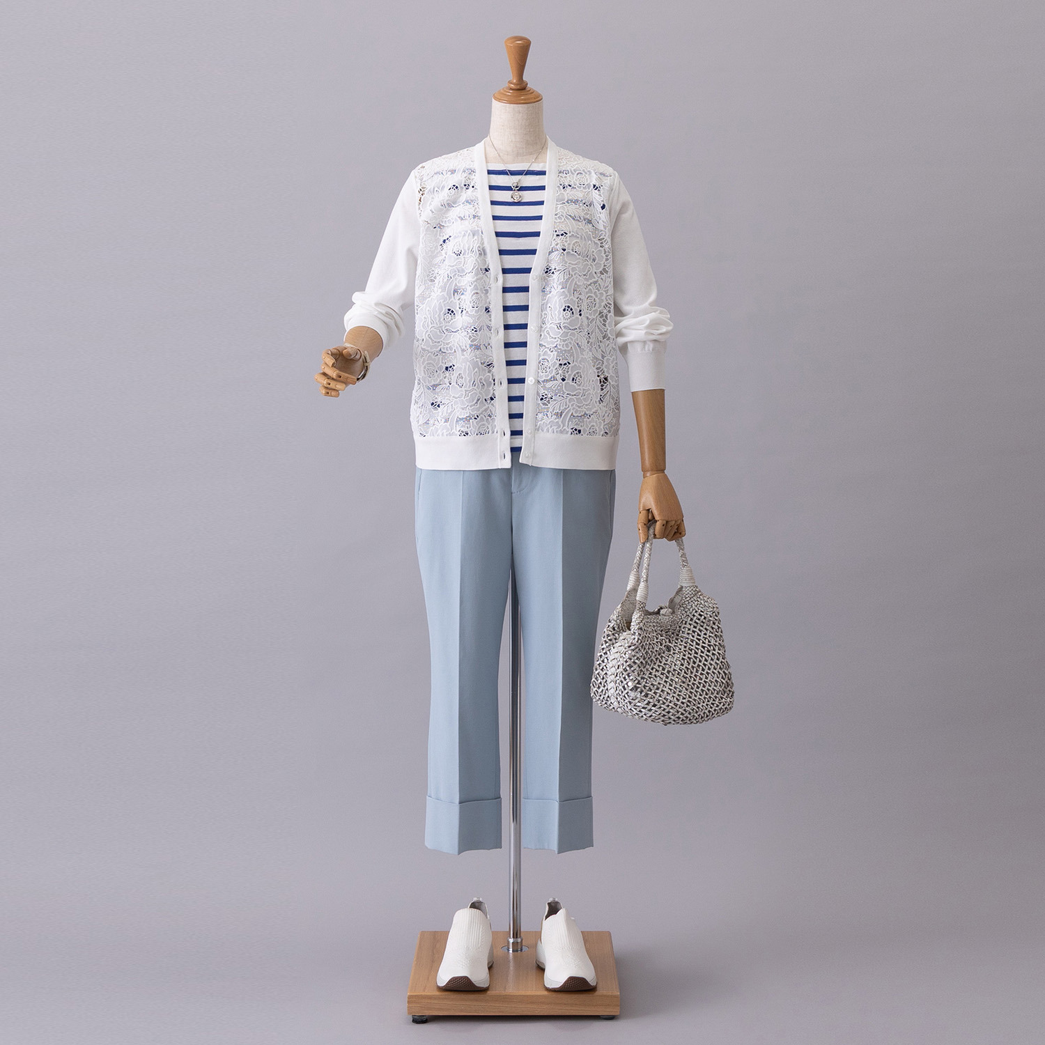 アズイズ　ビーマイセルフ バイ　ネイチャーズ エンブロイダリー レース使い カーディガン