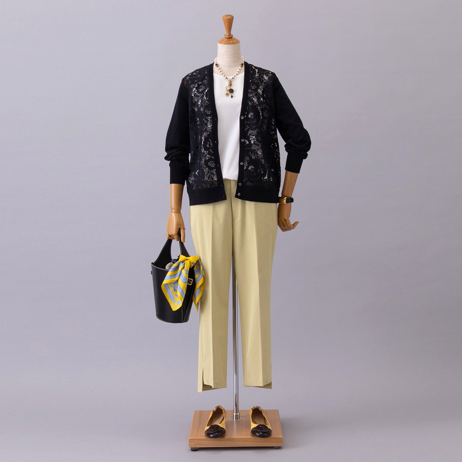 アズイズ　ビーマイセルフ バイ　ネイチャーズ エンブロイダリー レース使い カーディガン