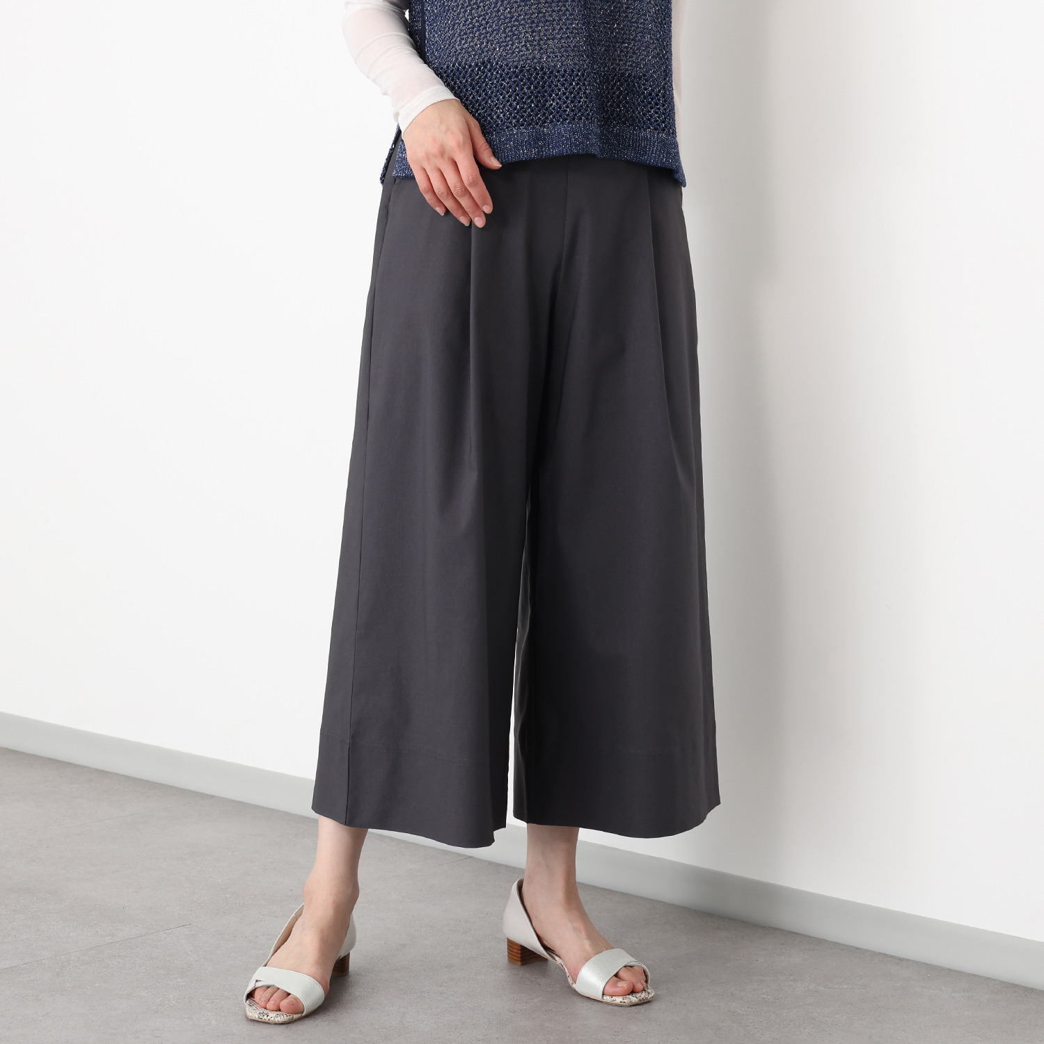 アトリエール 接触冷感・ＵＶカット ライトコットン タックワイドパンツ