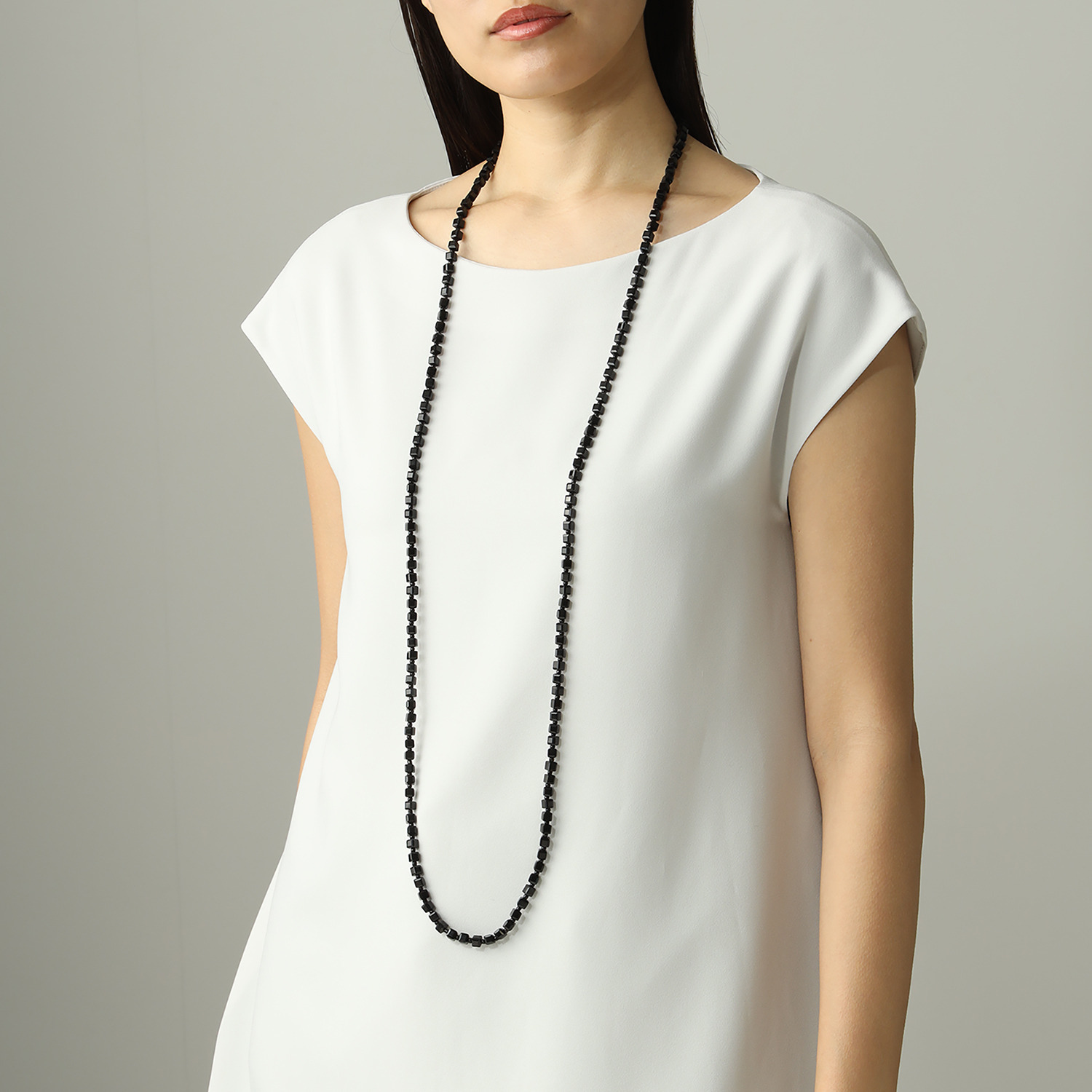 ジアンフィロンドン キューブデザイン スーパーロングネックレス