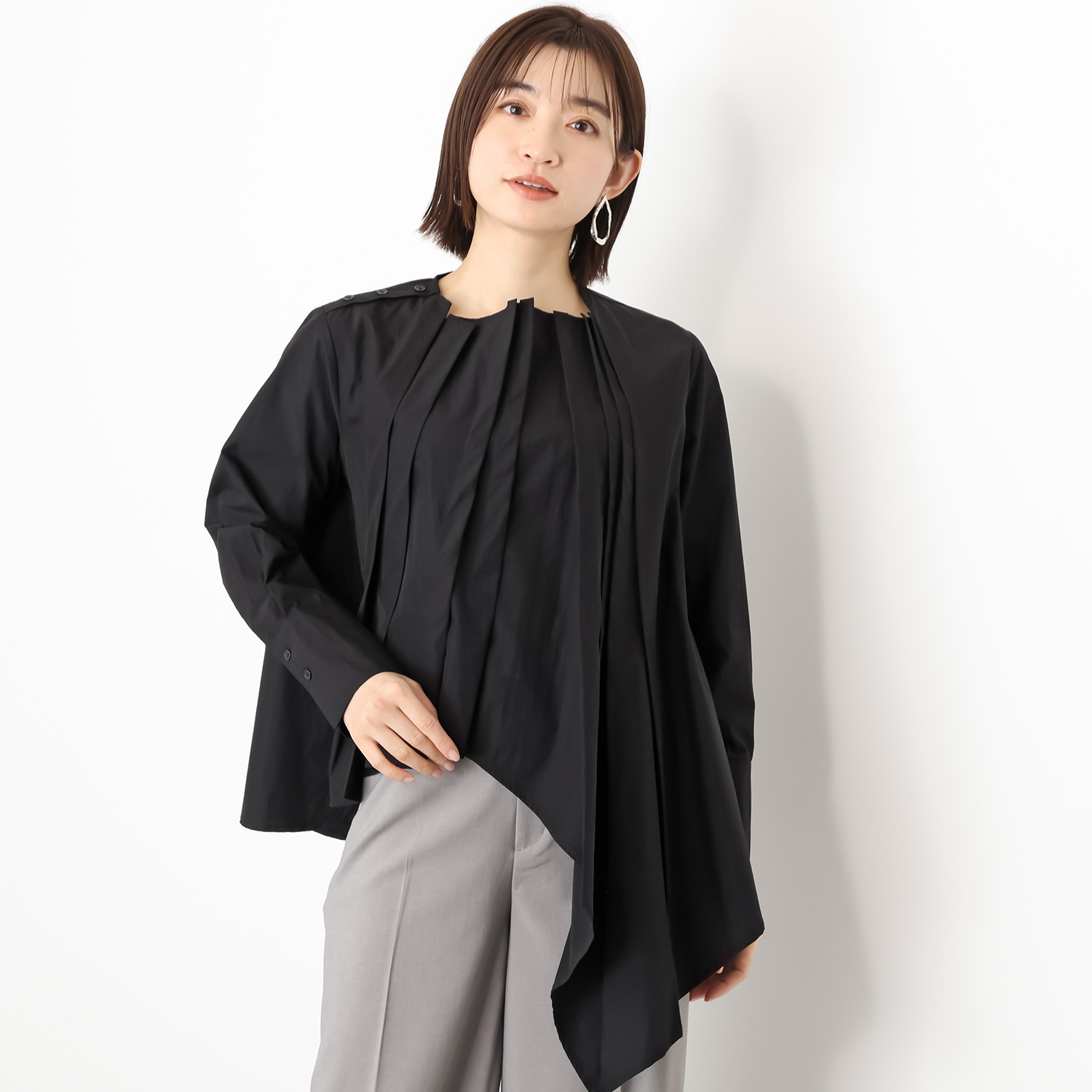 ベルポニー タックデザイン アシンメトリー ブラウス