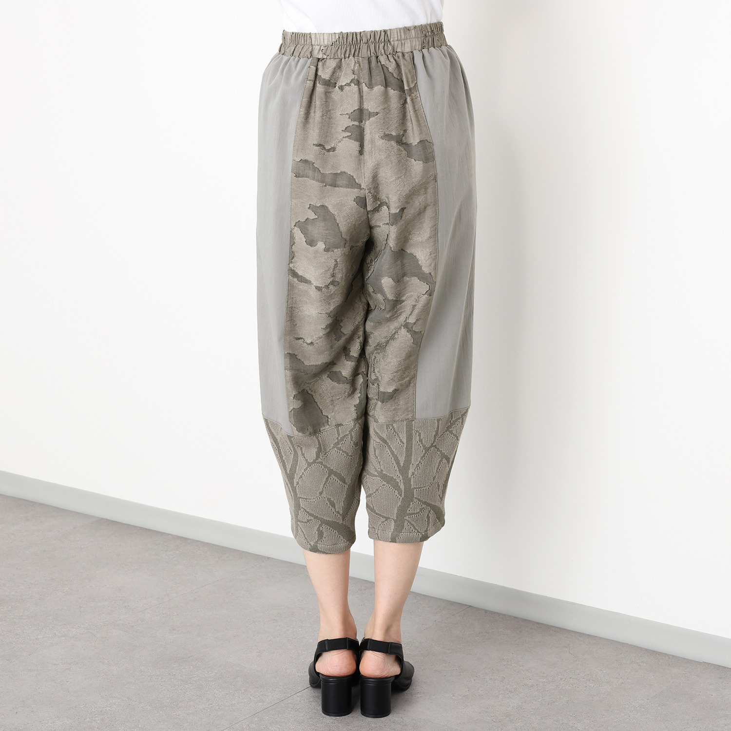 ヨシヨシ バイ　ピージェイ 異素材切替 ワイドテーパード デザインパンツ