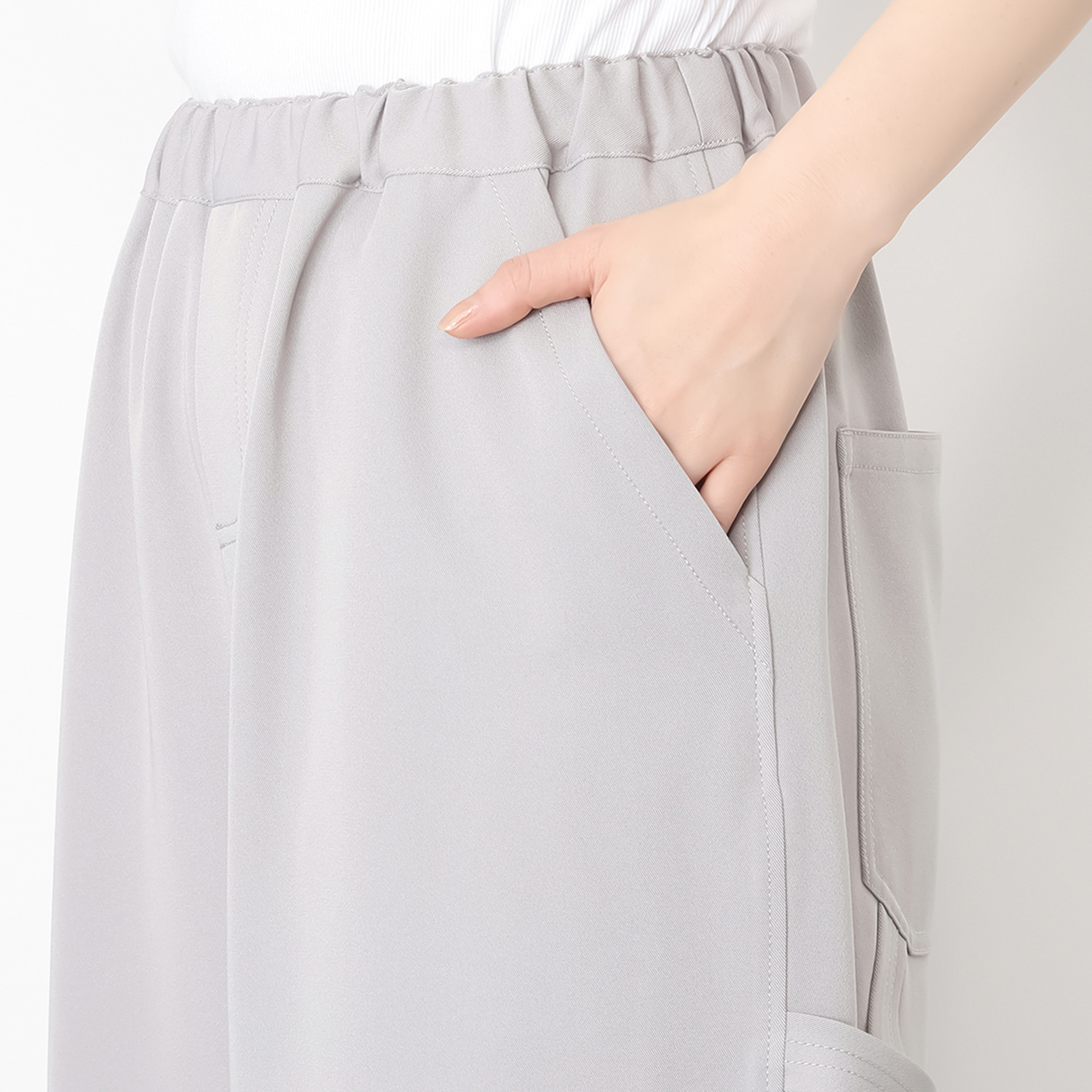 ワンピース セレクト　バイ　カワル さらっと快適！ 脚のラインを拾いにくい 美しいシルエット ペインターパンツ