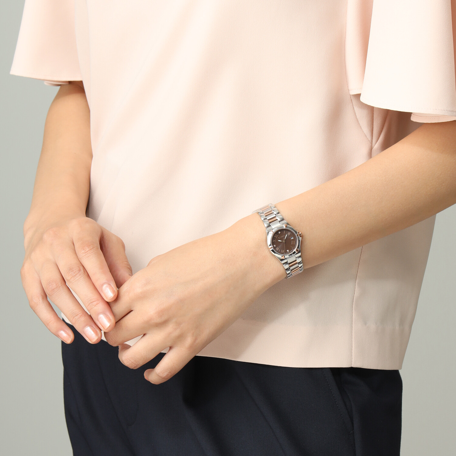 シチズン ３ポイントダイヤモンド ラウンドフェイス コンビメタルバンド ソーラーウォッチ ＜ブラウン＞