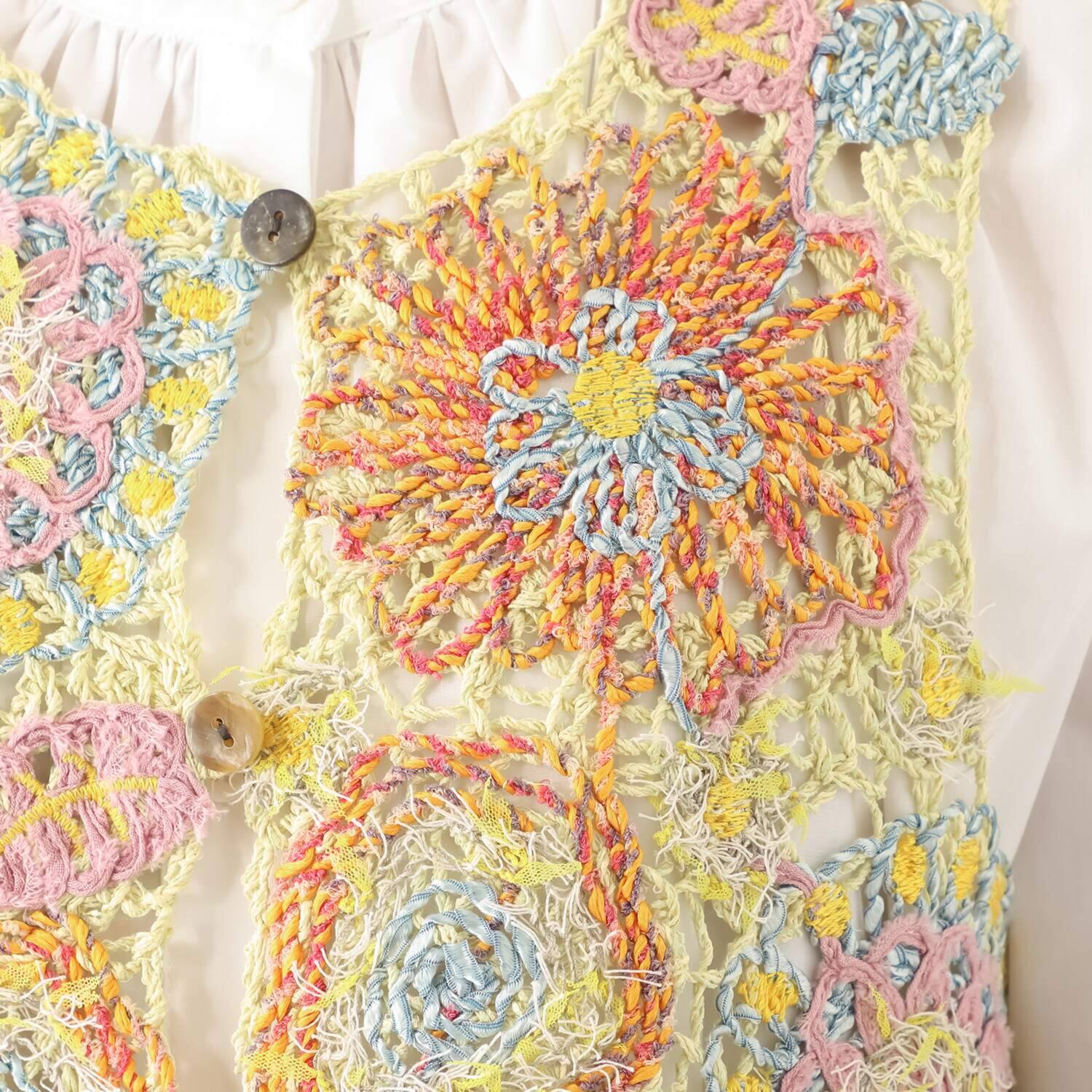 エム　アンド　キョウコ 刺しゅうベスト