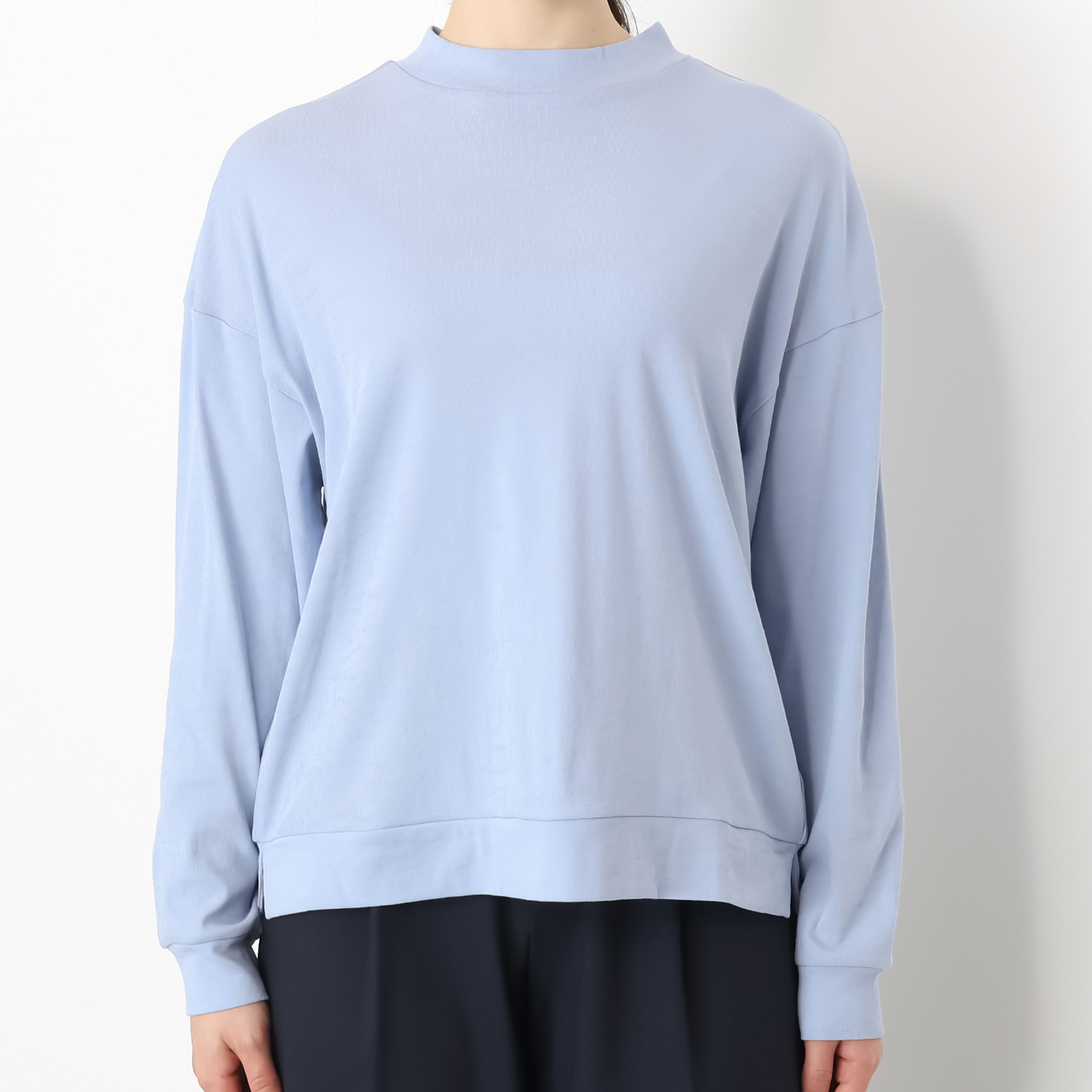 メゾンマザーマテリアル イタリアアルビニ社企画糸 フライスプルオーバー