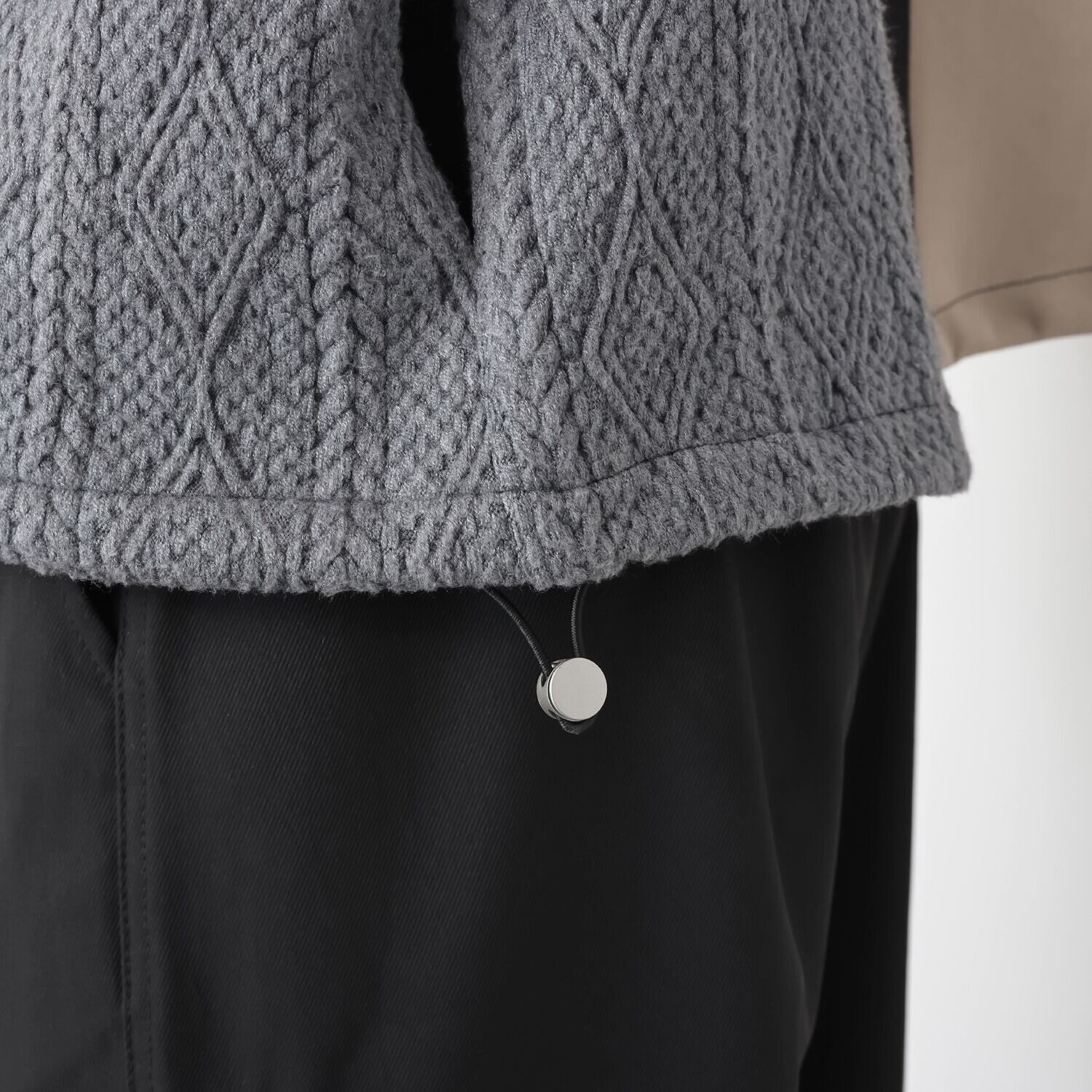 プラスエム 異素材切替 デザインパーカー