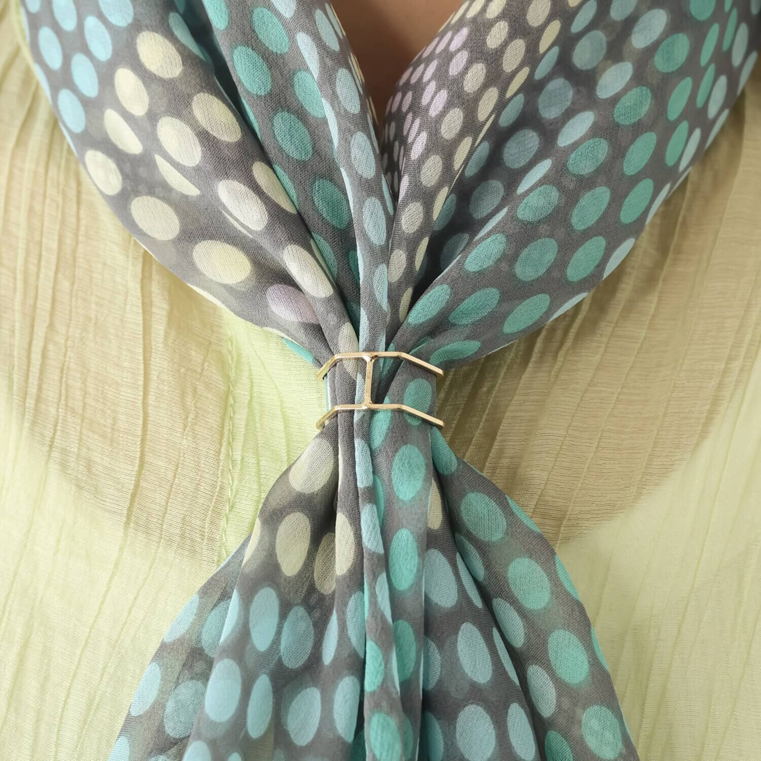 シルクに夢中 リング付 シルク１００％ グラデーションデザイン スカーフ