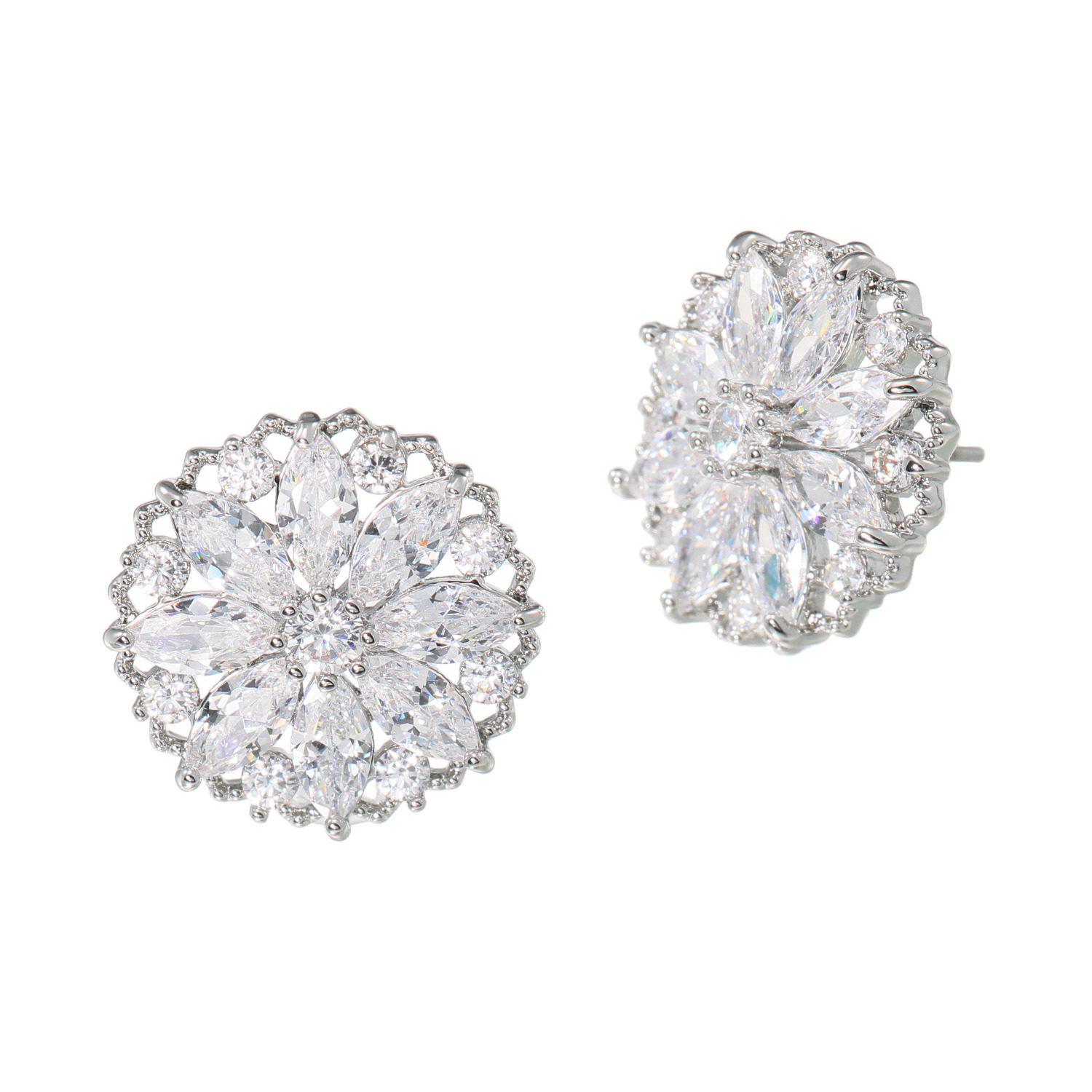 ユキコ　ハナイ ＣＺ レース風フラワー イヤリング／ピアス