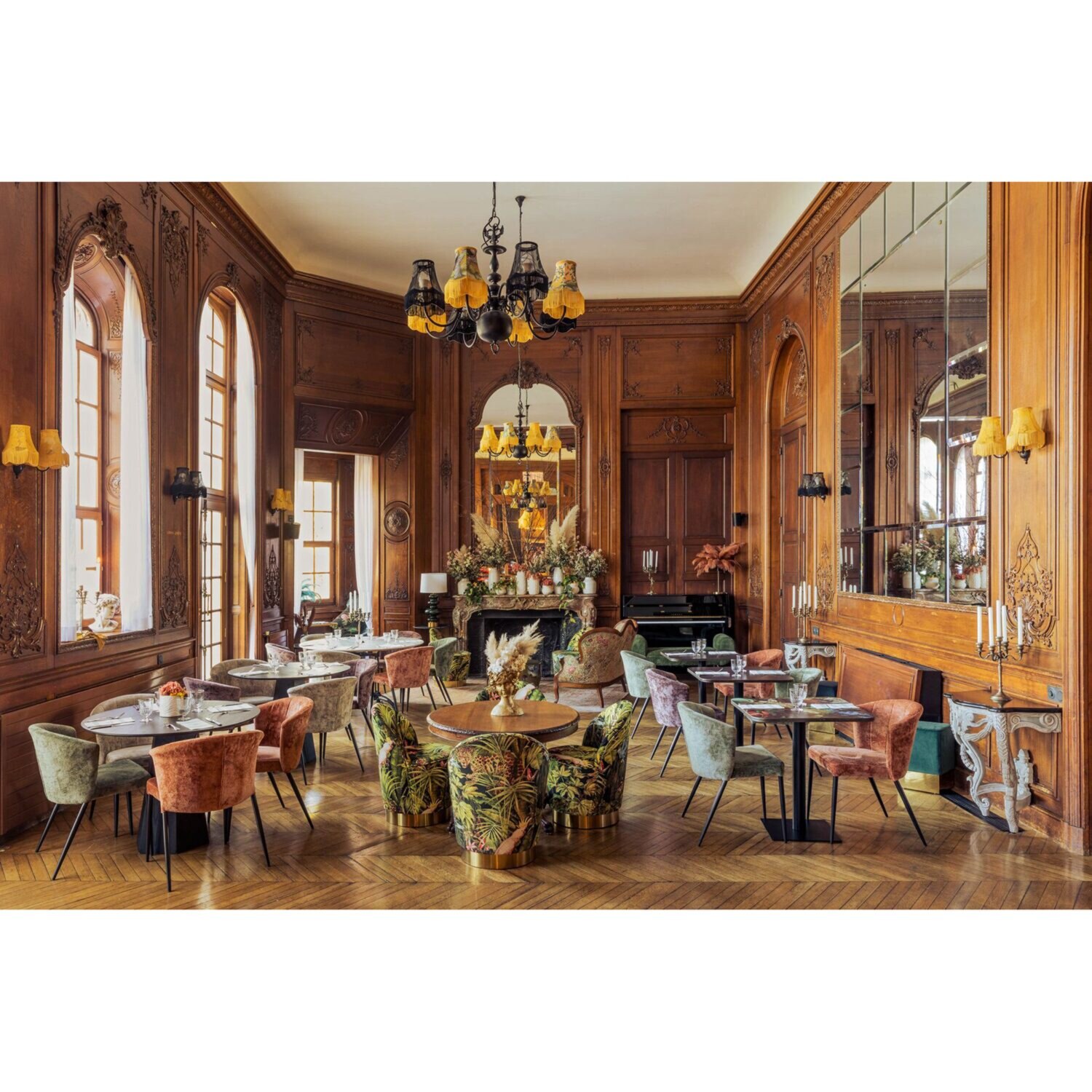 大人時間を愉しむ 癒しの南仏ニース＆ 花の都パリをめぐる フランス８日間 “関西国際空港発着 　２名１室”