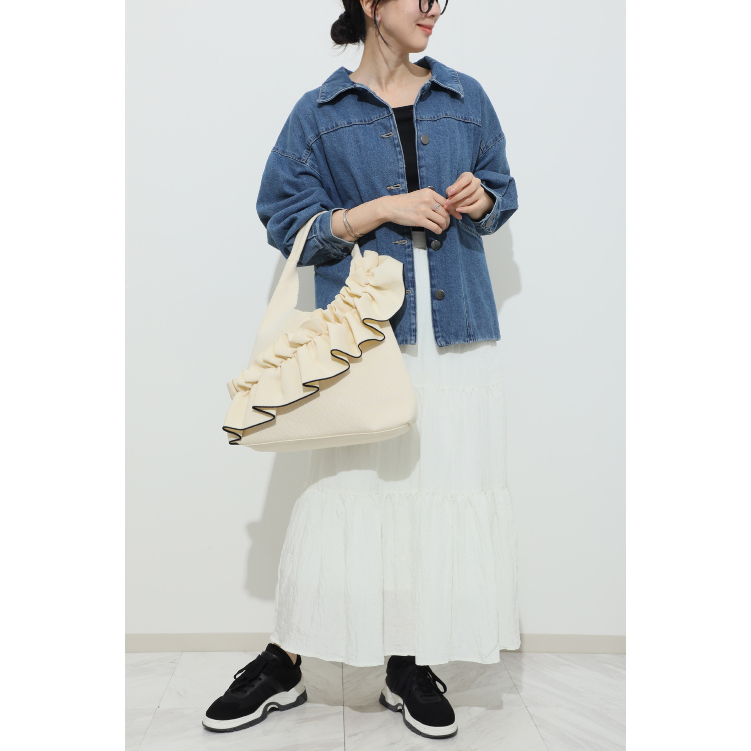 ルートート 大人かわいい ボリュームフリル 肩掛けがきまるバッグ “ラウンド” ルフル・ラッフル