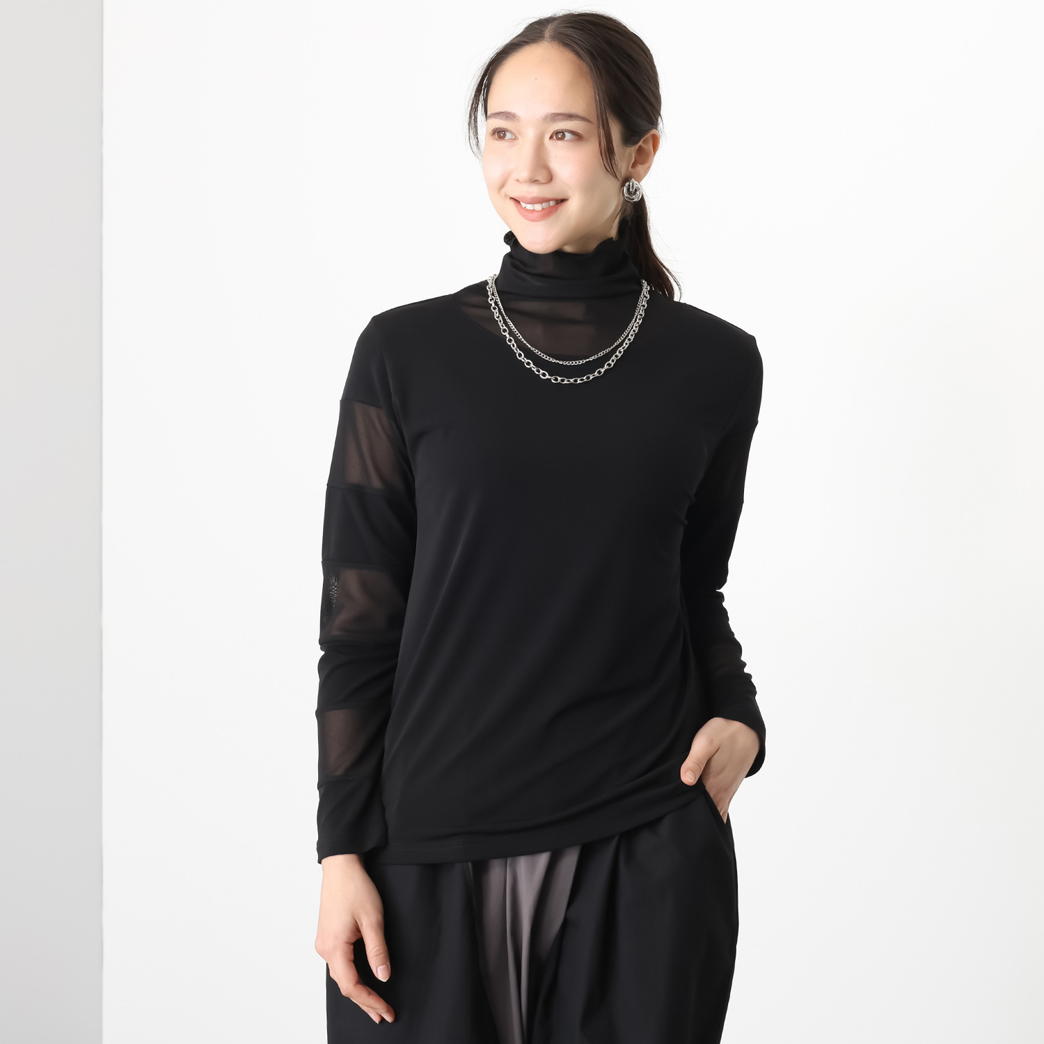 コイビトミサキ　ブラック シアー メッシュ切替 インナープルオーバー