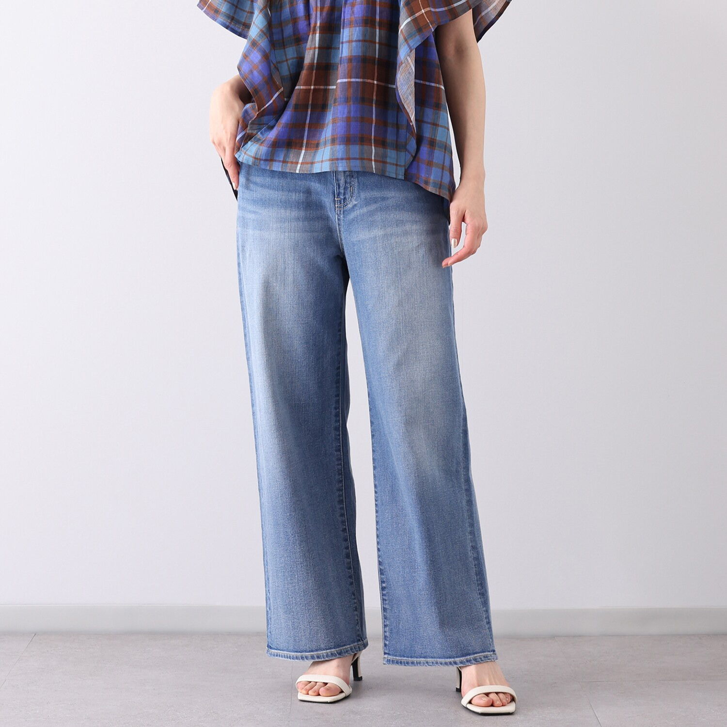 ピカデリー ソフトデニム ワイドストレートパンツ