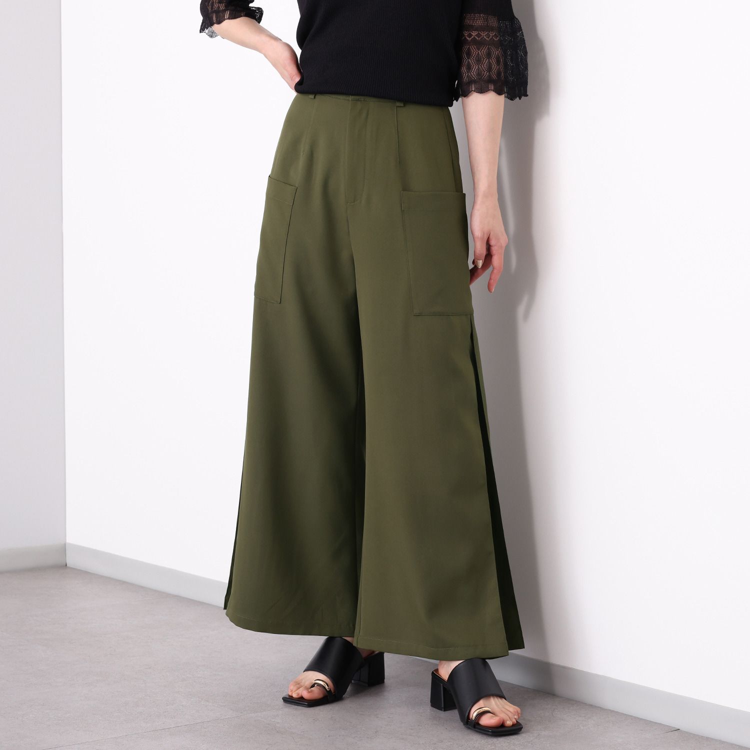 ミューリエ きちんと×優雅で叶える 脚長シルエット サイドボックスタック カーゴパンツ