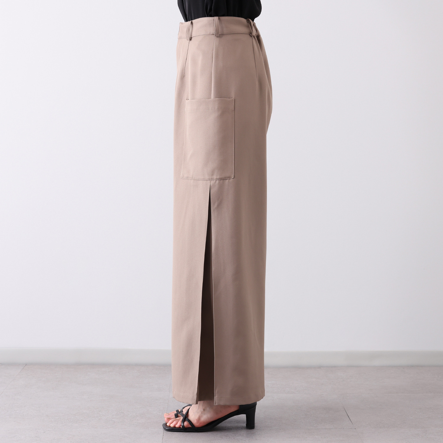 ミューリエ きちんと×優雅で叶える 脚長シルエット サイドボックスタック カーゴパンツ