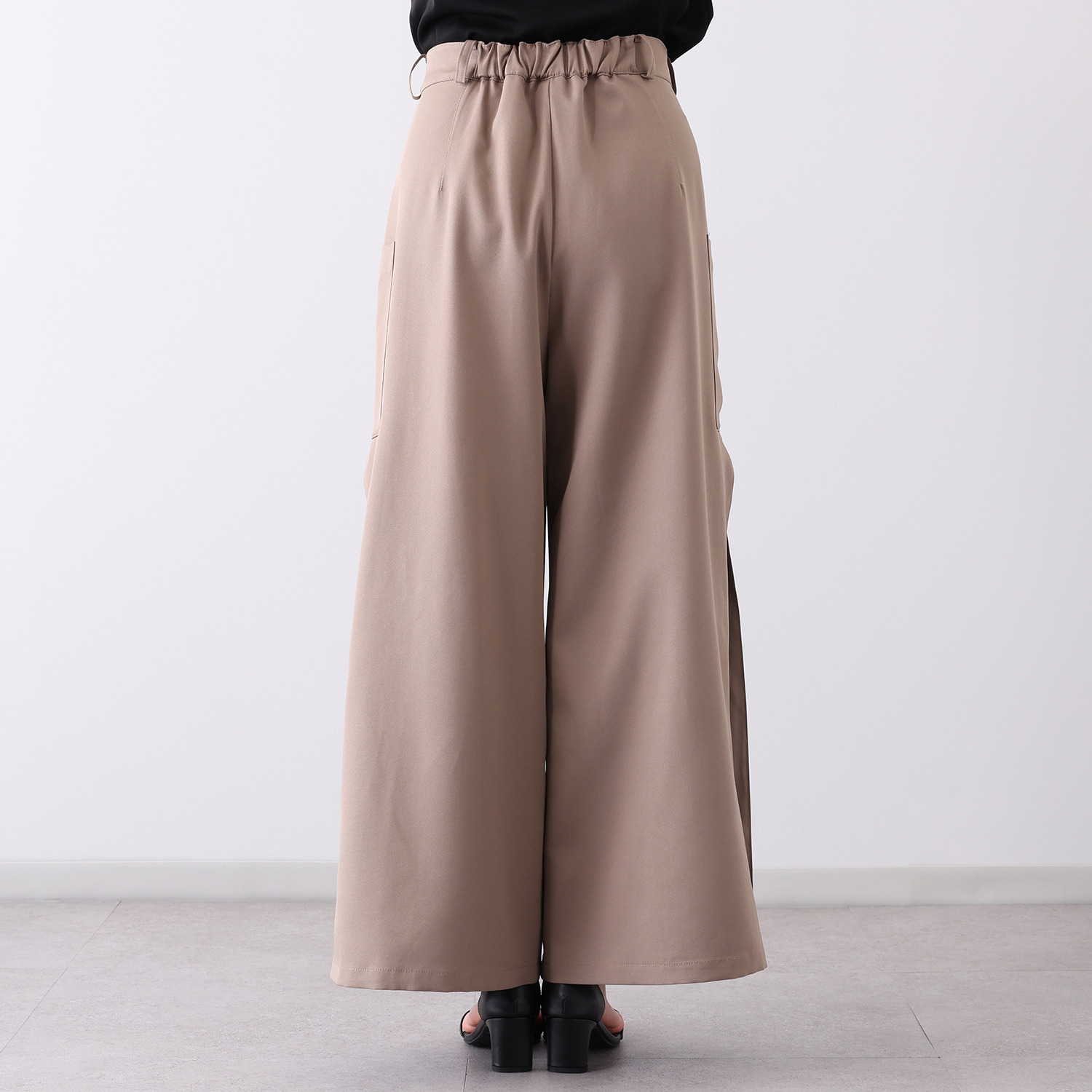 ミューリエ きちんと×優雅で叶える 脚長シルエット サイドボックスタック カーゴパンツ