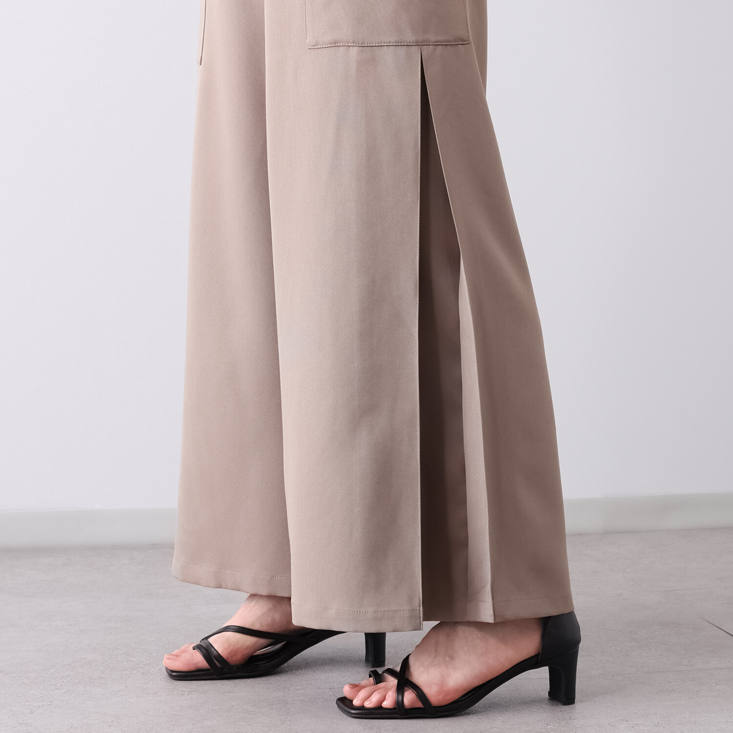 ミューリエ きちんと×優雅で叶える 脚長シルエット サイドボックスタック カーゴパンツ