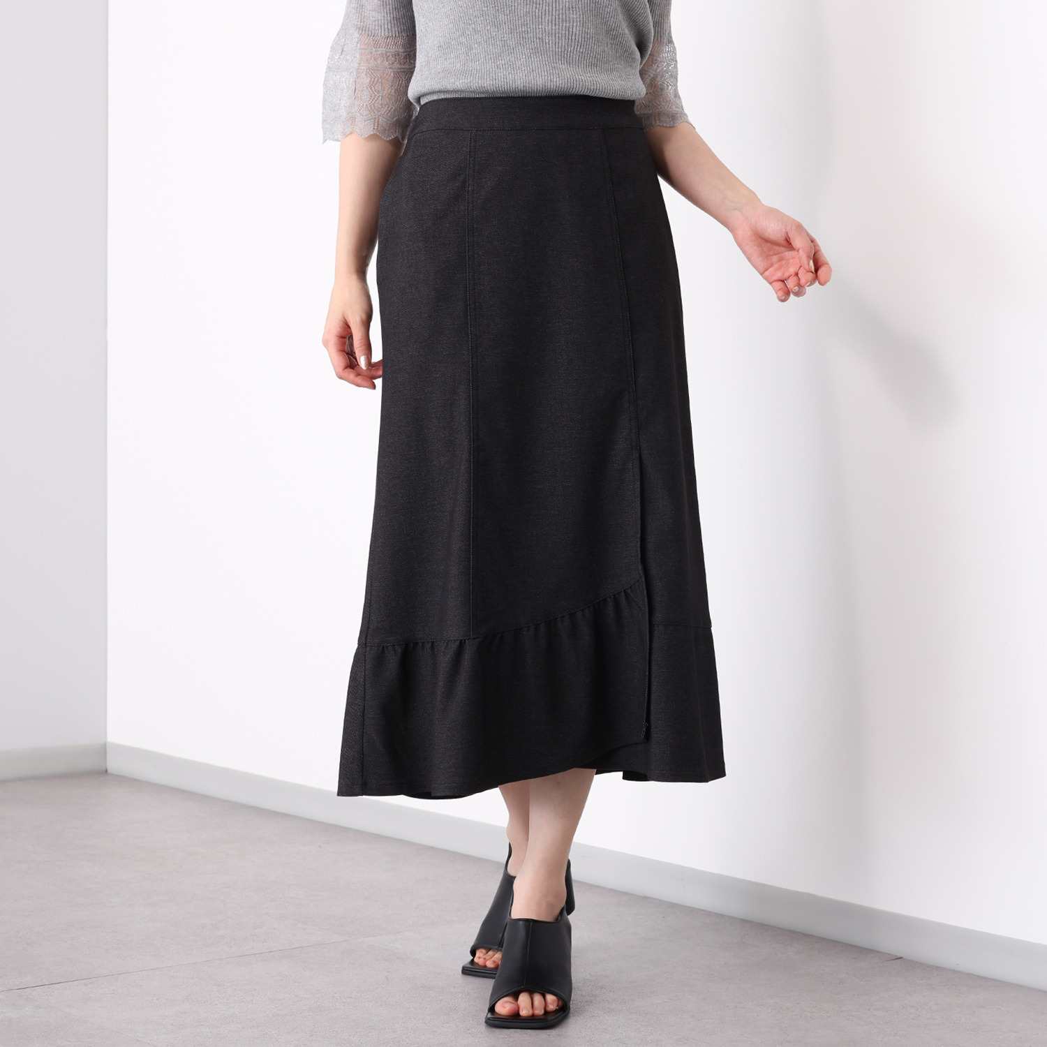 ミューリエ デニム見えで品良く旬顔 ラップ風 マーメイドスカート