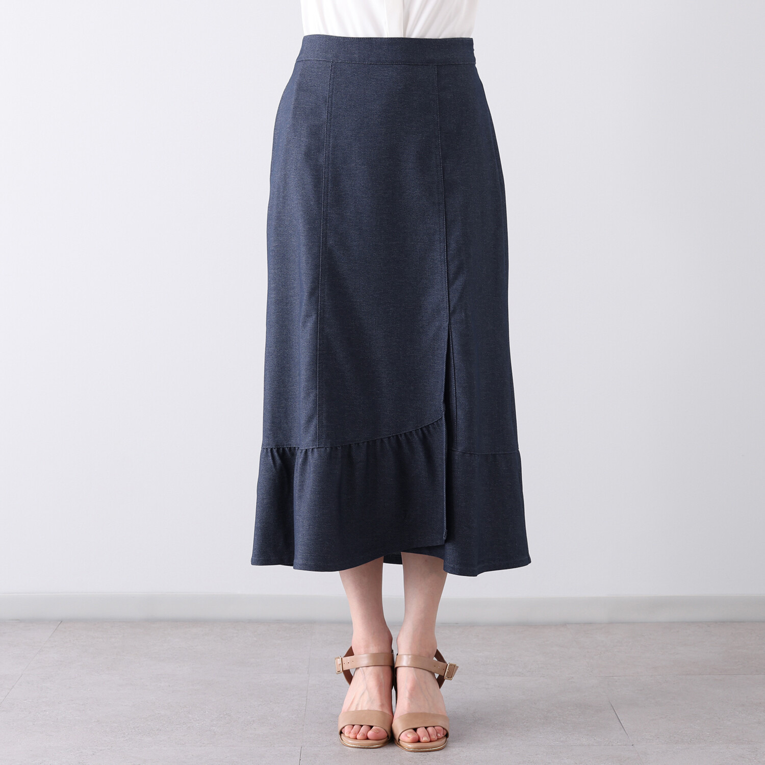 ミューリエ デニム見えで品良く旬顔 ラップ風 マーメイドスカート