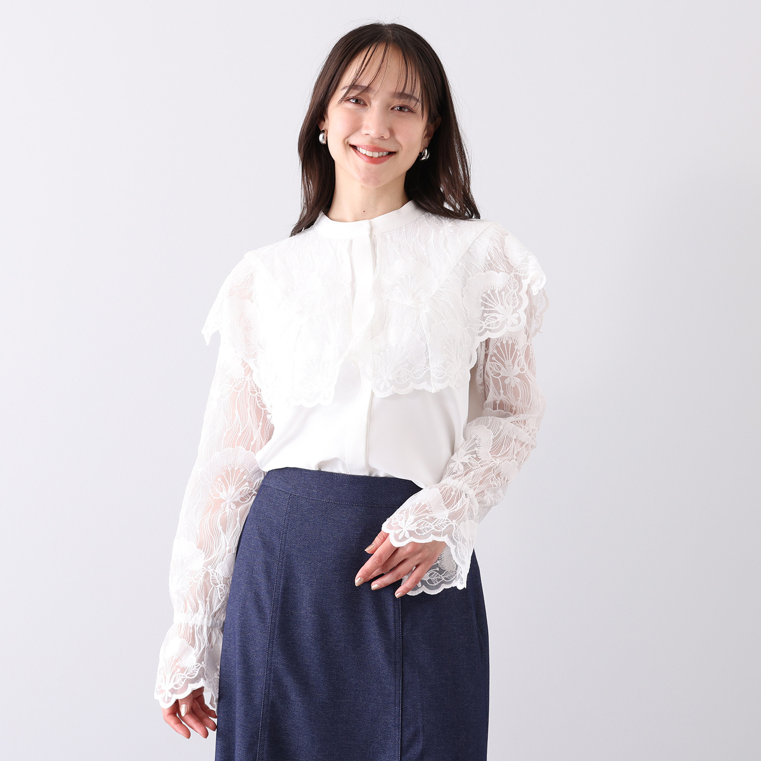 ミューリエ 大人の華やぎ レーストレンド ウイングカラーブラウス