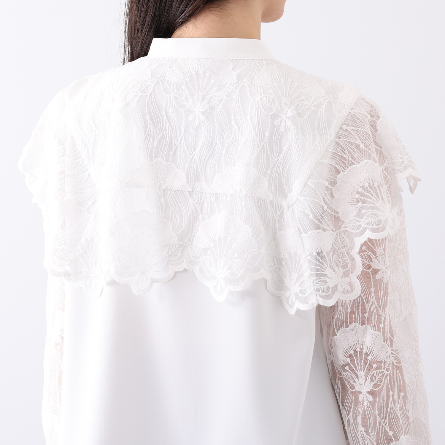 ミューリエ 大人の華やぎ レーストレンド ウイングカラーブラウス