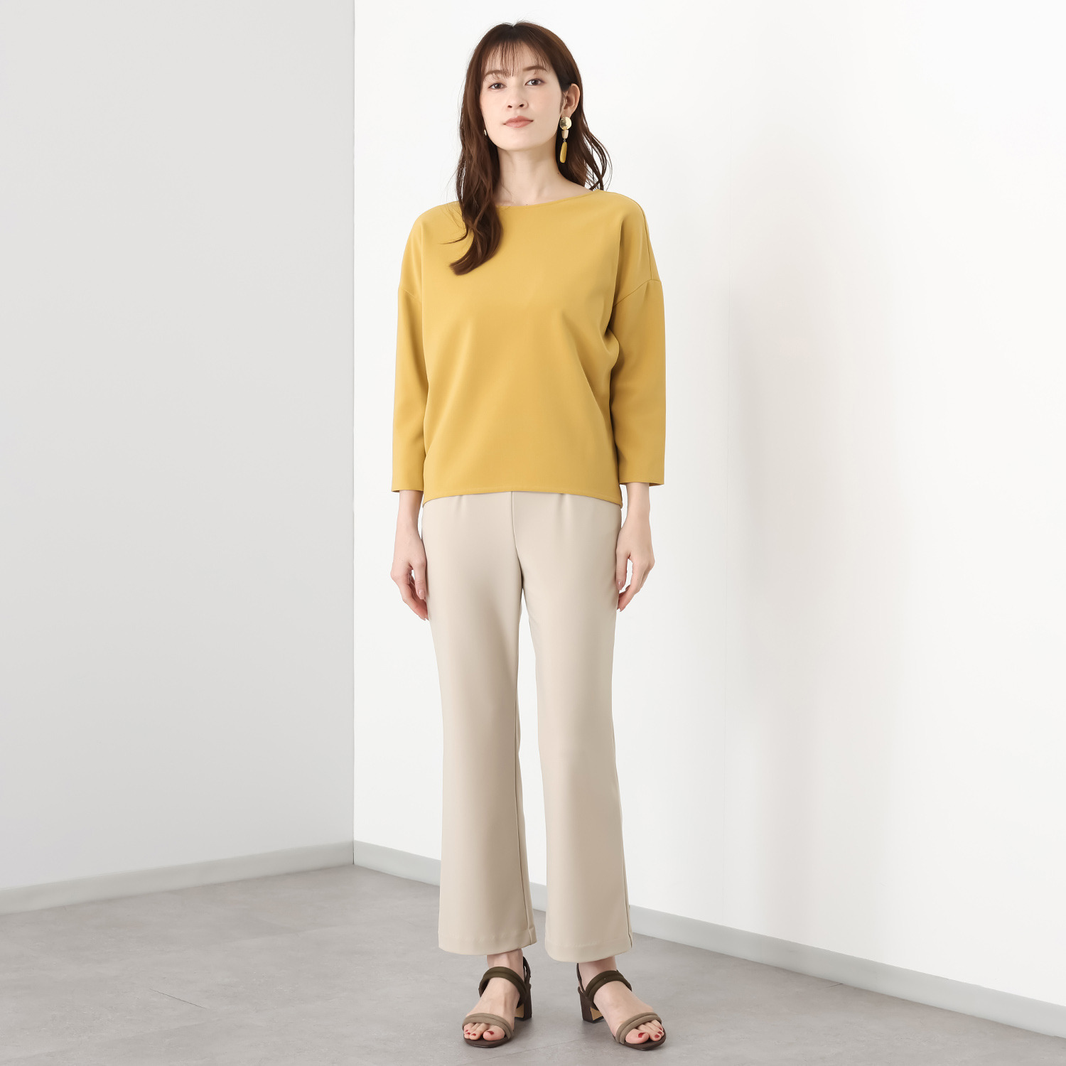 上質ごこち アルディナ はくだけで脚長美人見え 極上ドレープパンツ ＜股下６５ｃｍ＞