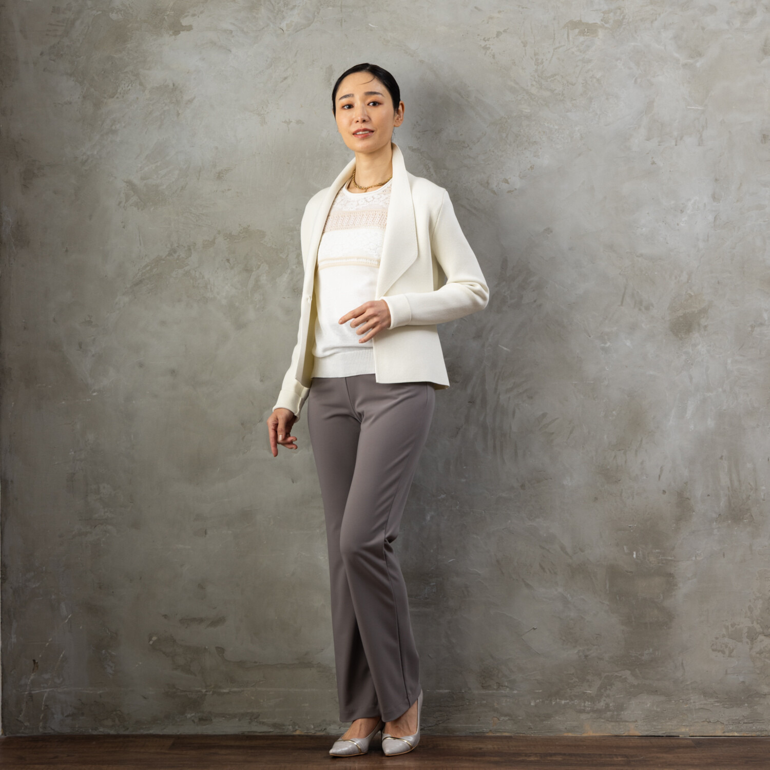 上質ごこち アルディナ はくだけで脚長美人見え 極上ドレープパンツ ＜股下７０ｃｍ＞