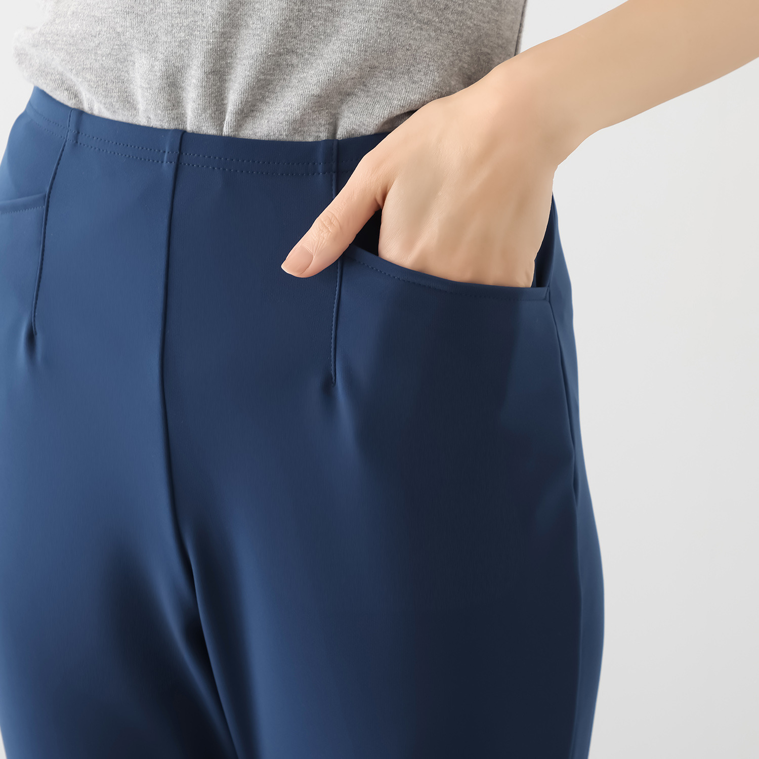 上質ごこち アルディナ はくだけで脚長美人見え 極上ドレープパンツ ＜股下８０ｃｍ＞