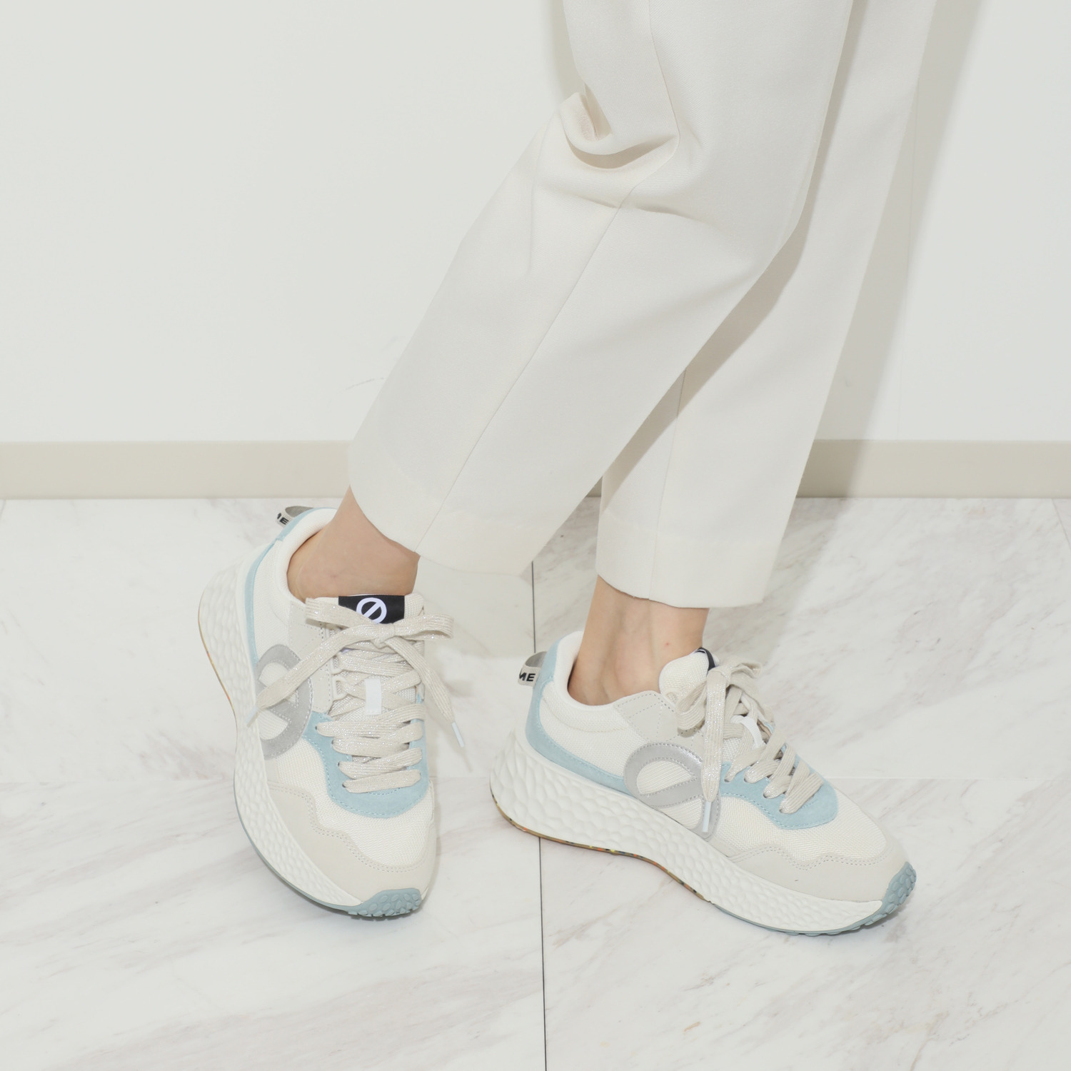 ノーネーム 牛革スエード 配色スニーカー “カーター”