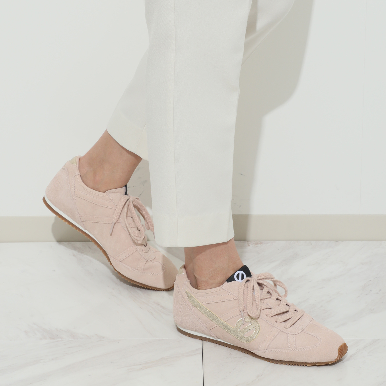 ノーネーム 牛革スエード ローソールスニーカー