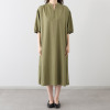 ２１２キッチンストア すっきりシルエット 包みボタン ワンピース