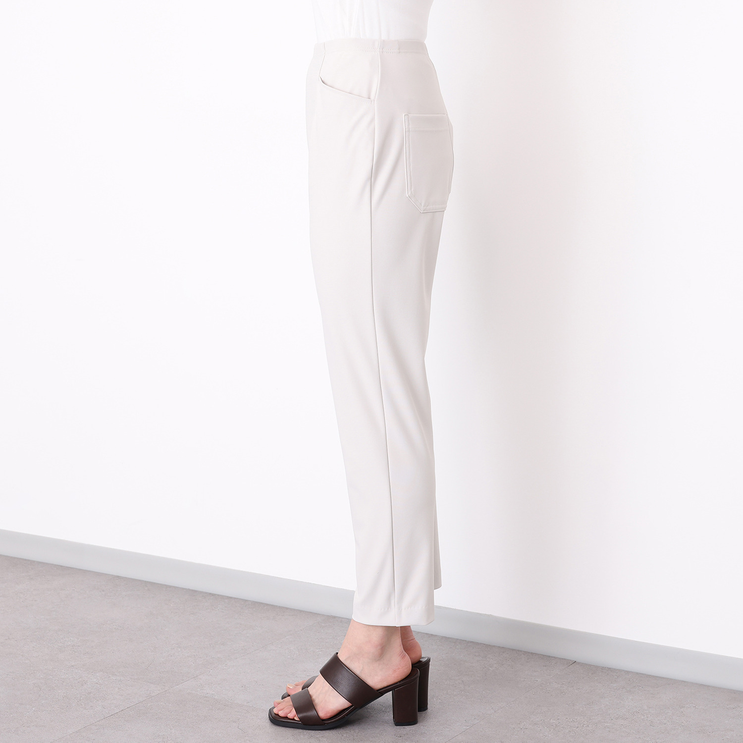 ピーツー 接触冷感・吸水速乾 多機能ストレッチ ゆったりすっきり アンクルパンツ ＜股下６４ｃｍ＞