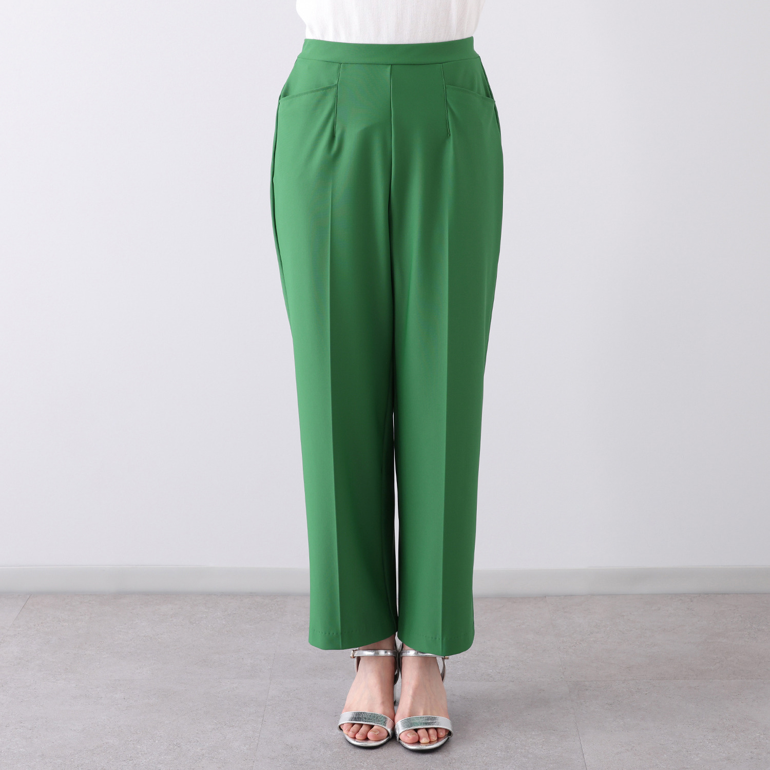 ピーツー 接触冷感・吸水速乾 多機能ストレッチ センタープレス ワイドストレートパンツ