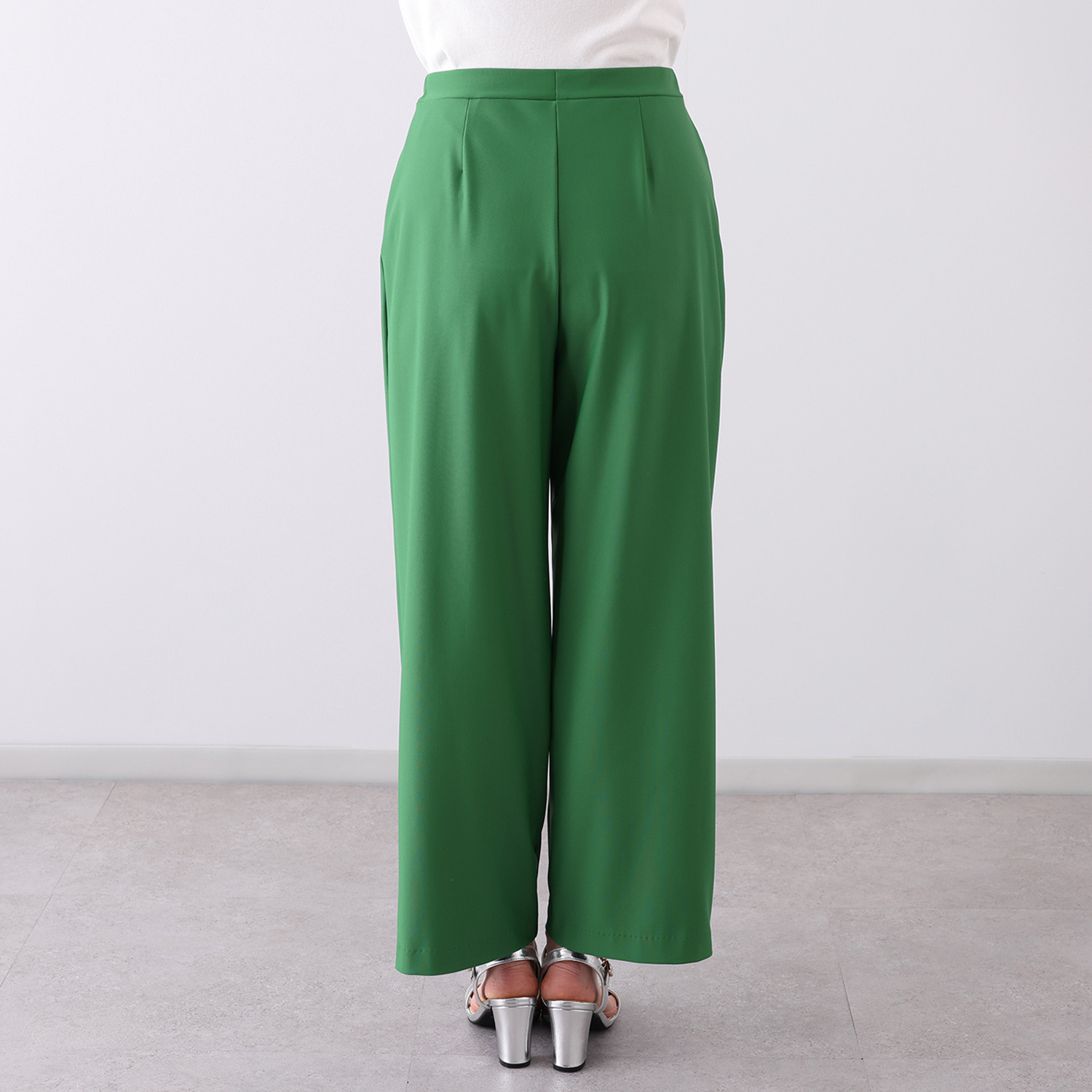 ピーツー 接触冷感・吸水速乾 多機能ストレッチ センタープレス ワイドストレートパンツ