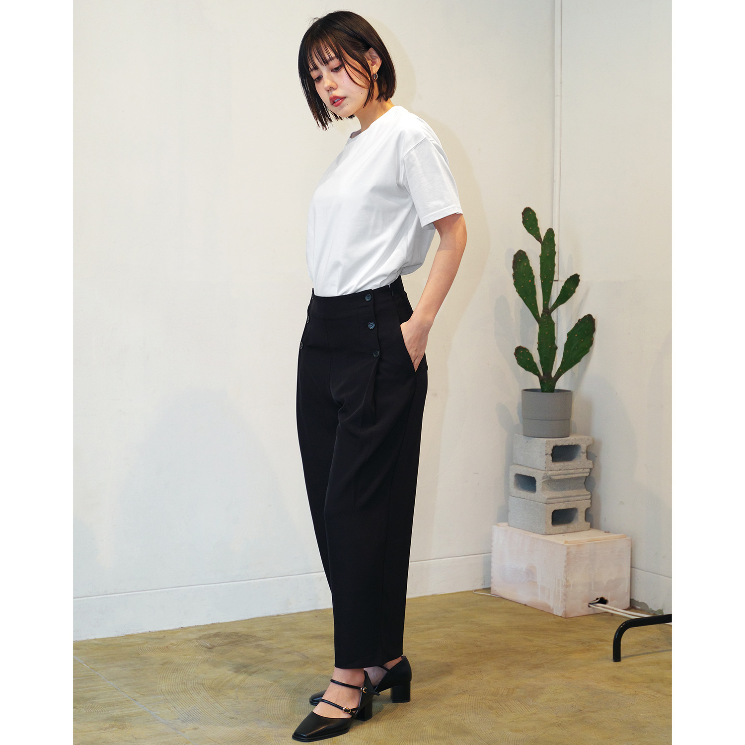 トウキョウストロール 研究してたどり着いた 背中ではく ラップデザインパンツ